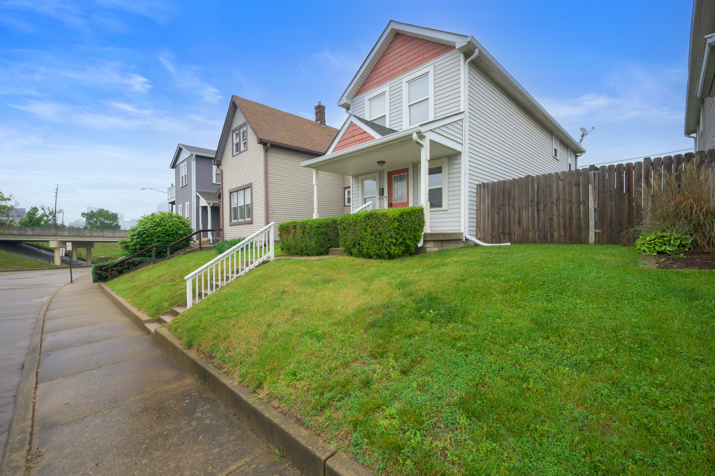 1117 S Capitol Avenue