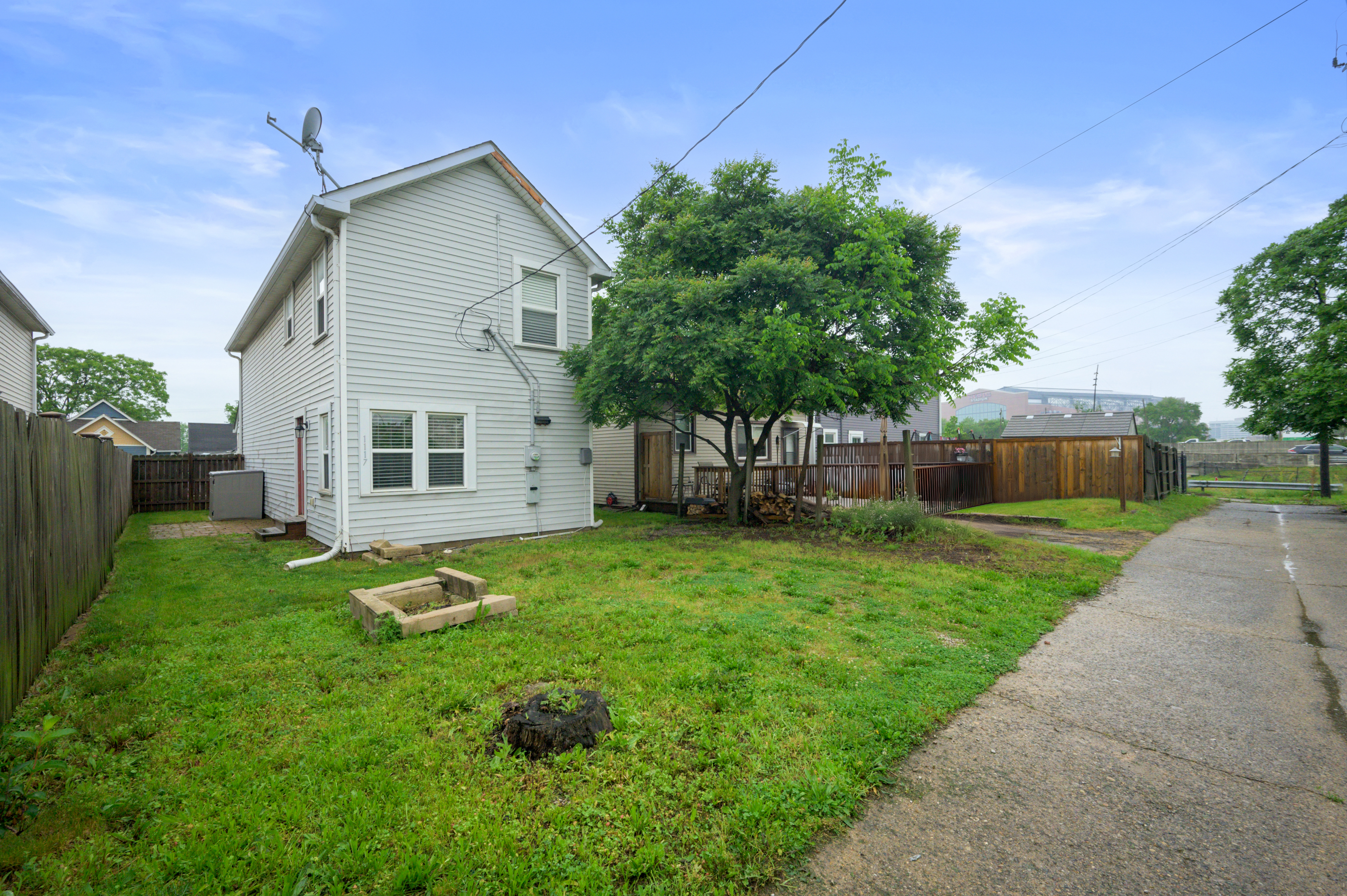 1117 S Capitol Avenue