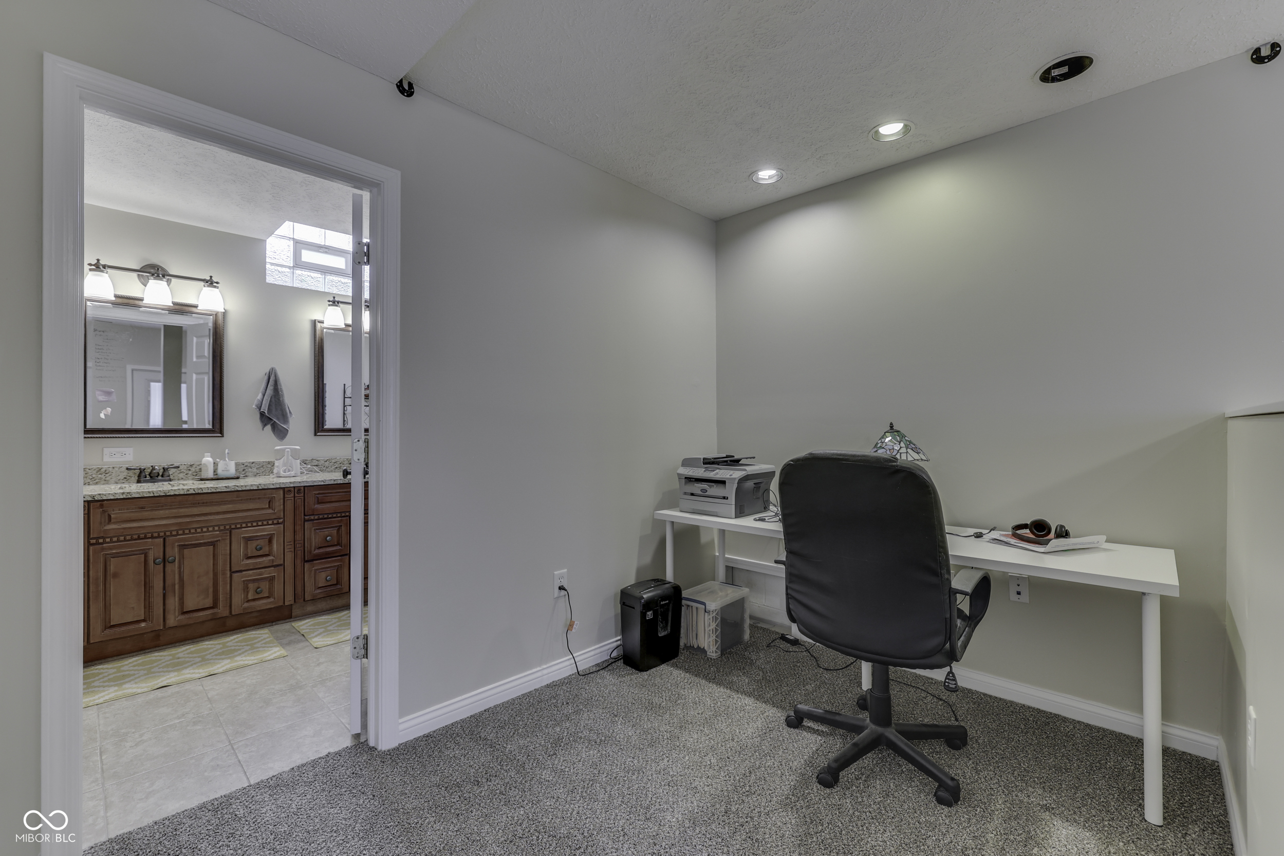 7405 State Road 42