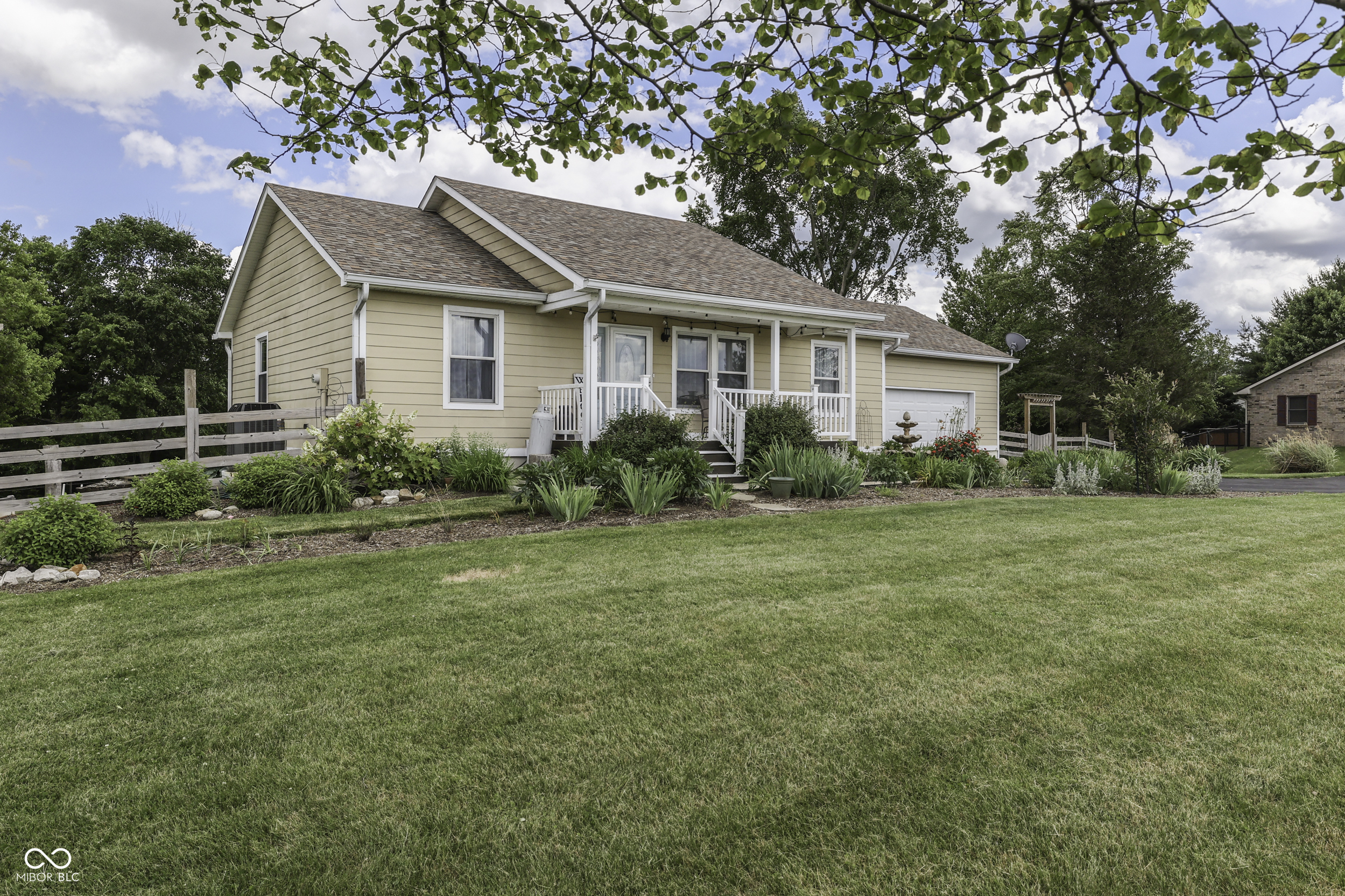 7405 State Road 42