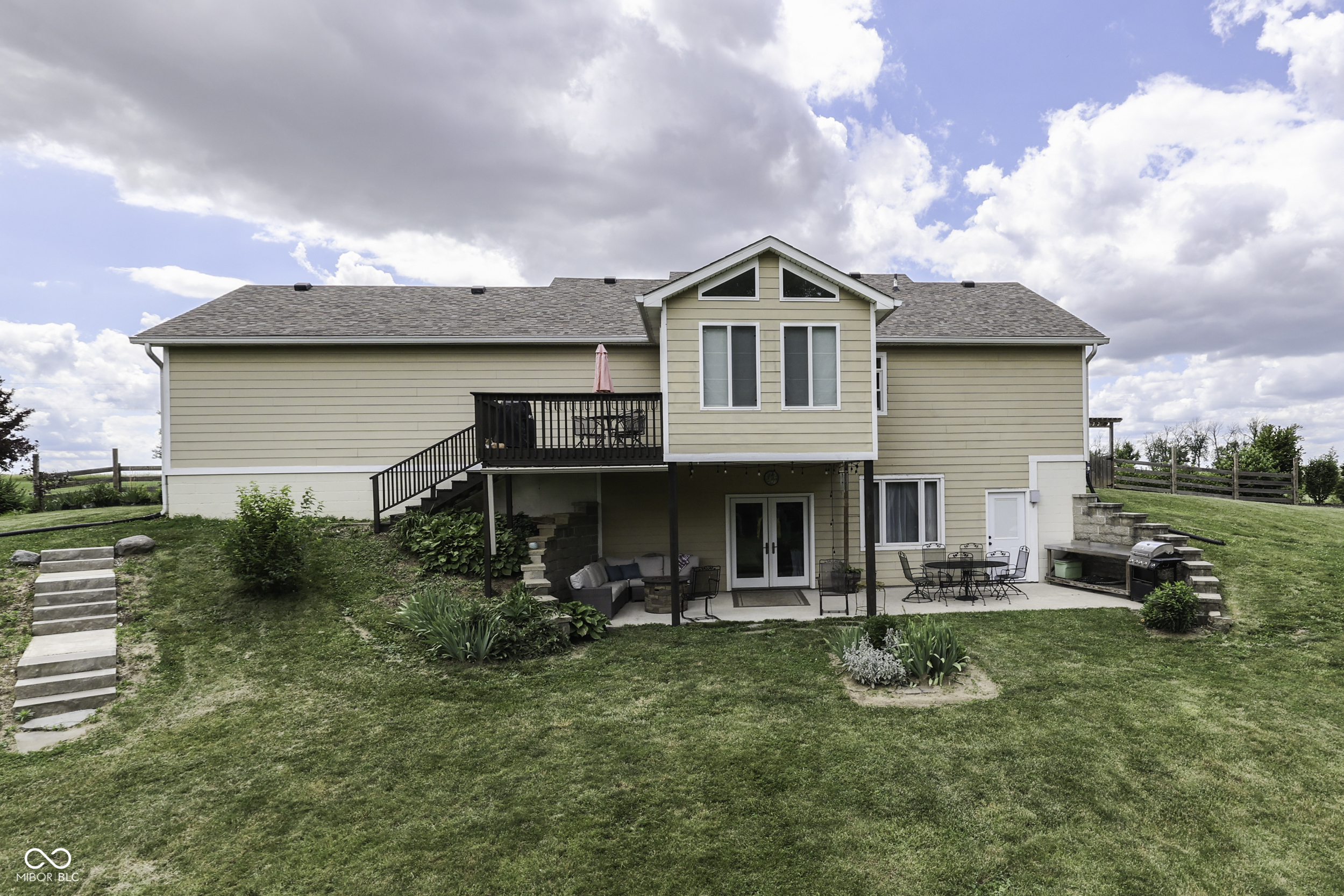 7405 State Road 42