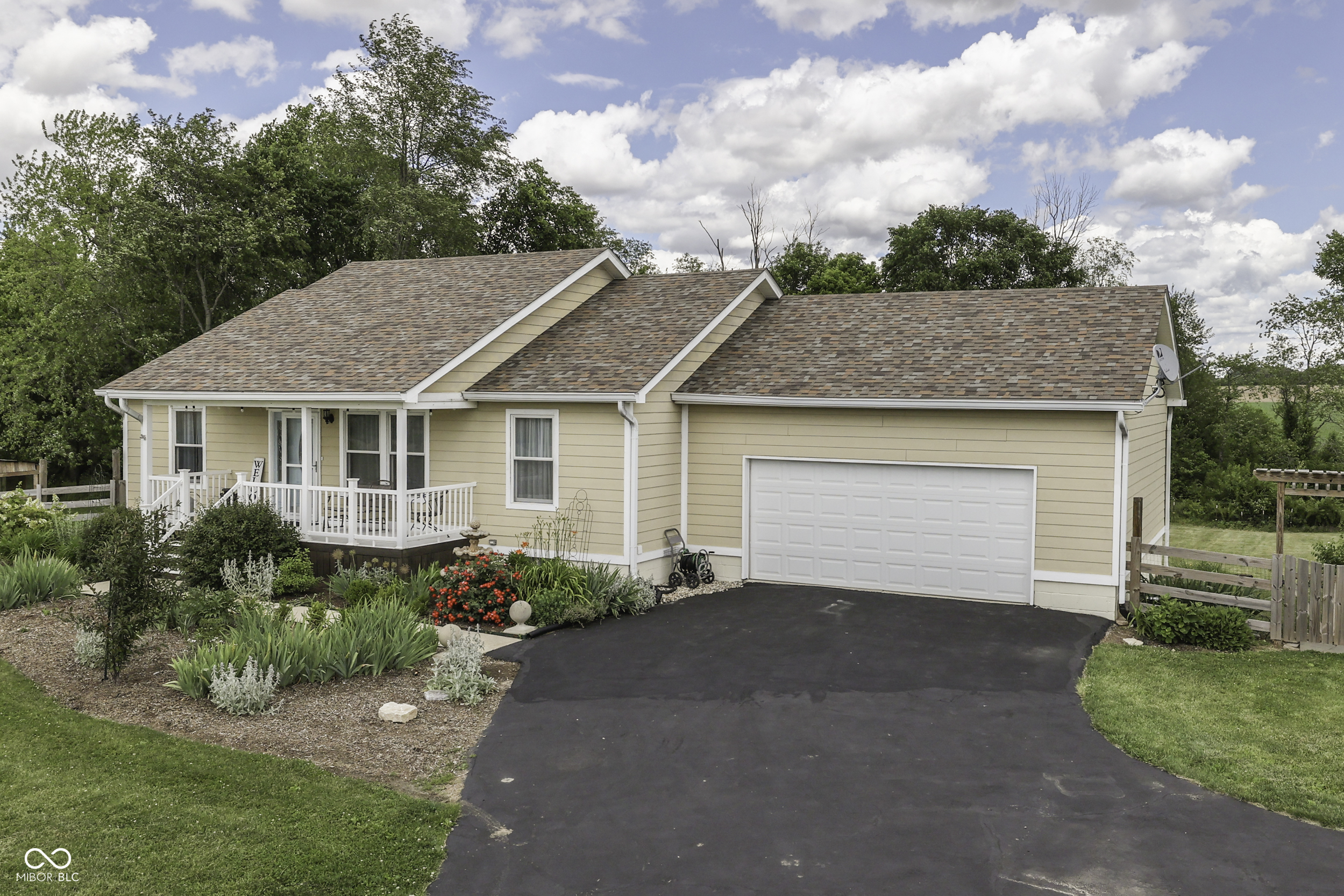 7405 State Road 42