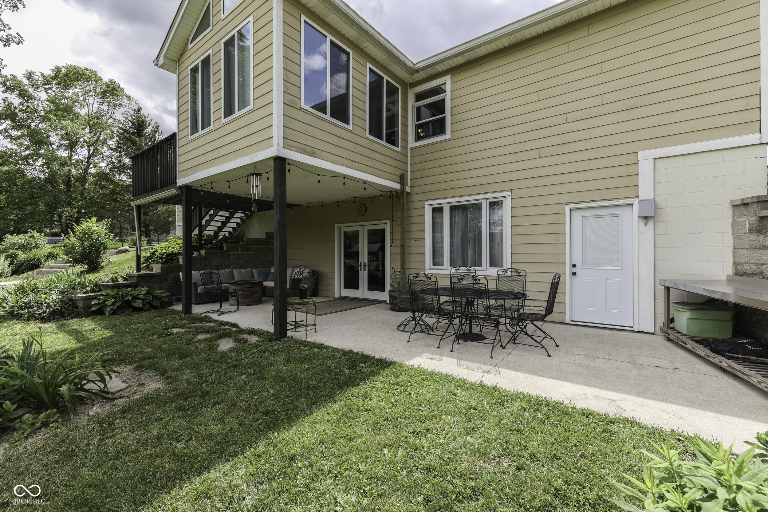 7405 State Road 42