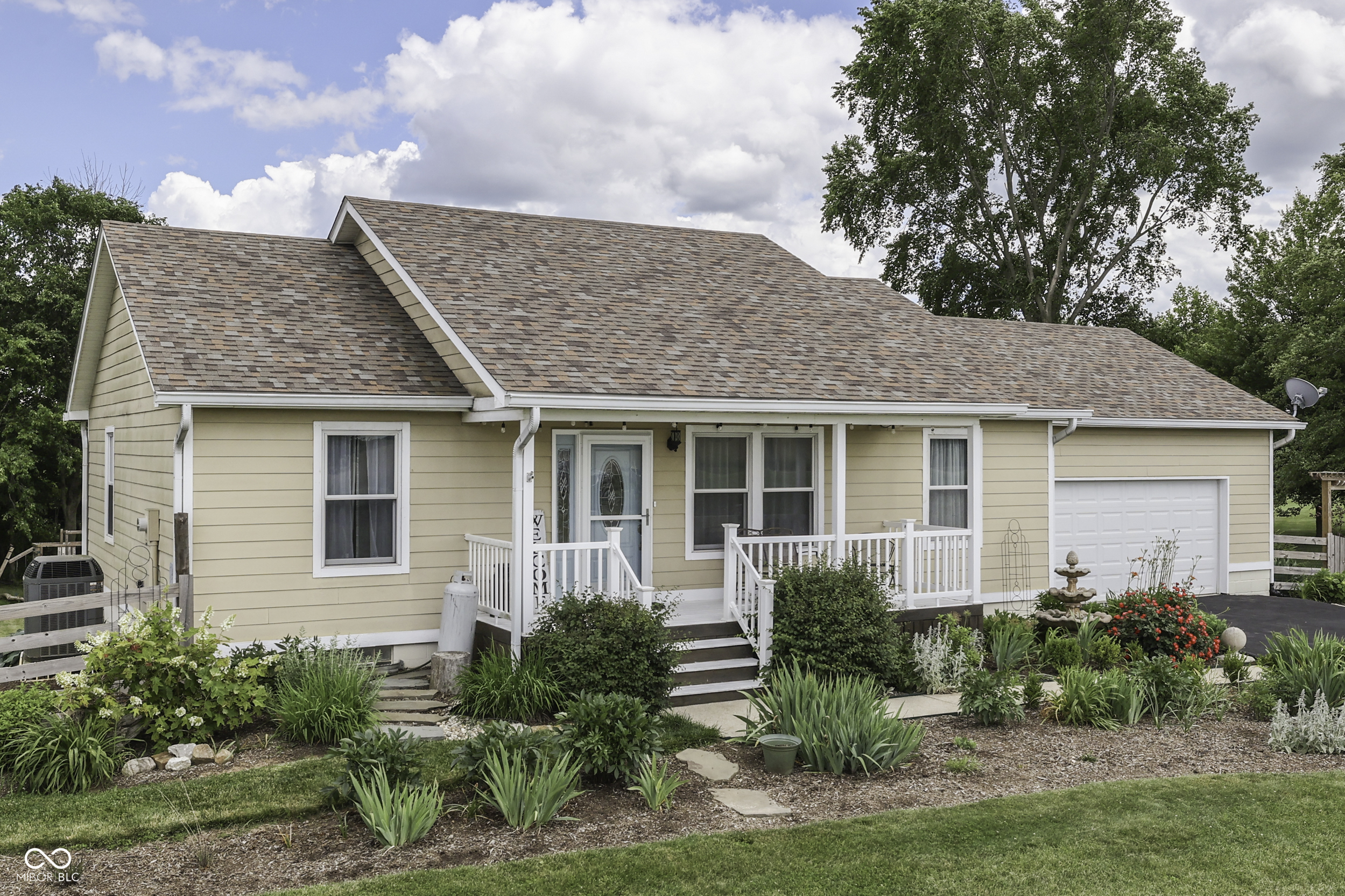 7405 State Road 42