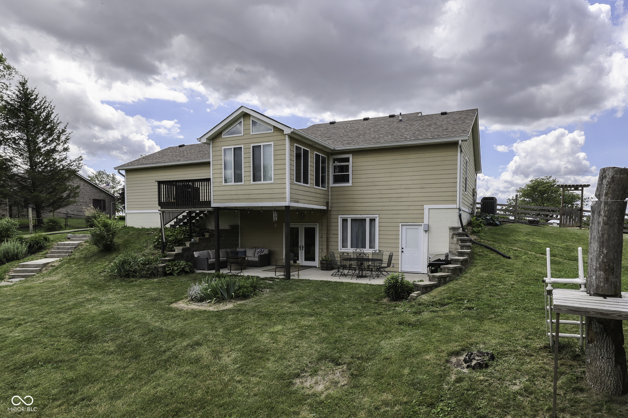 7405 State Road 42