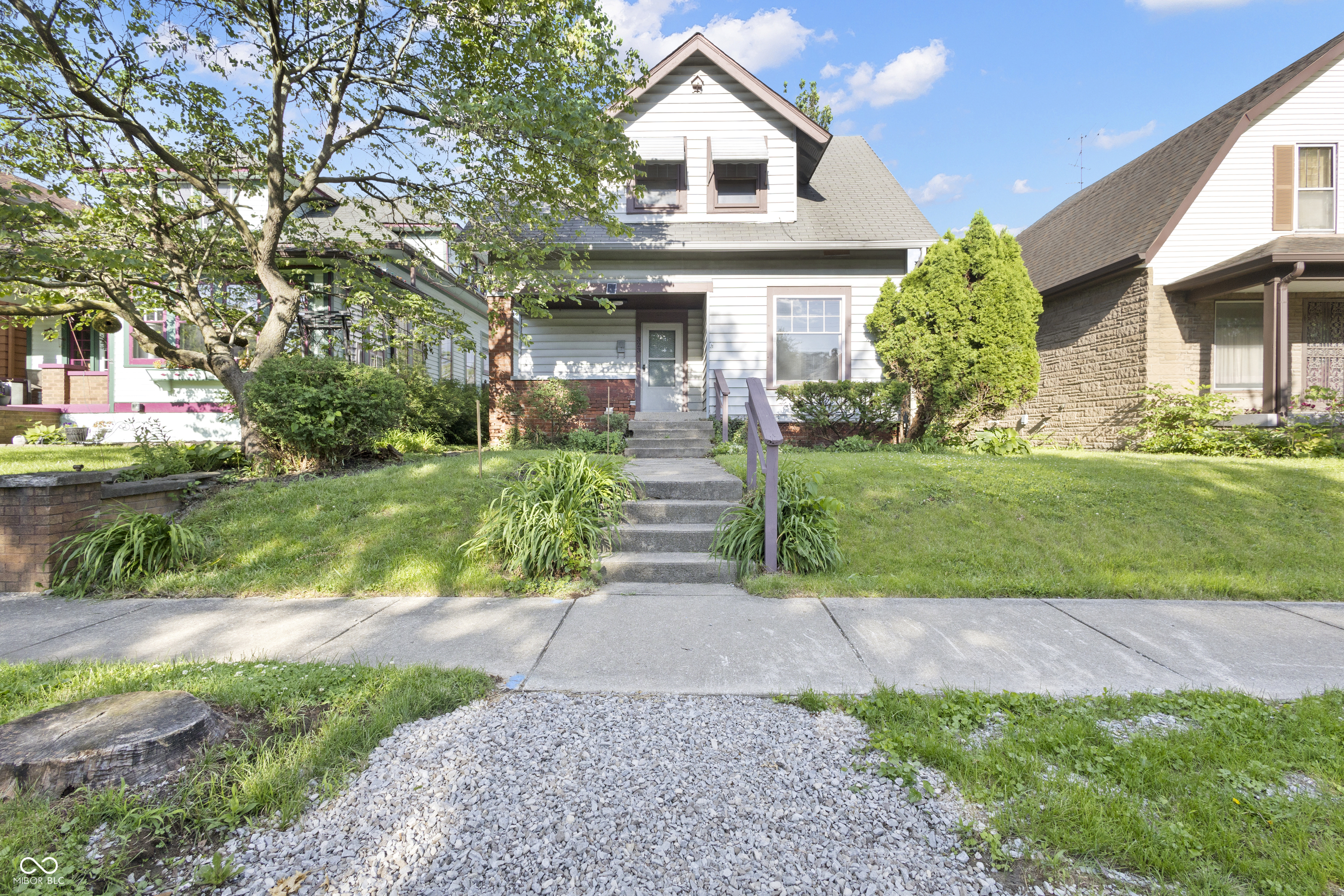 323 N Drexel Avenue