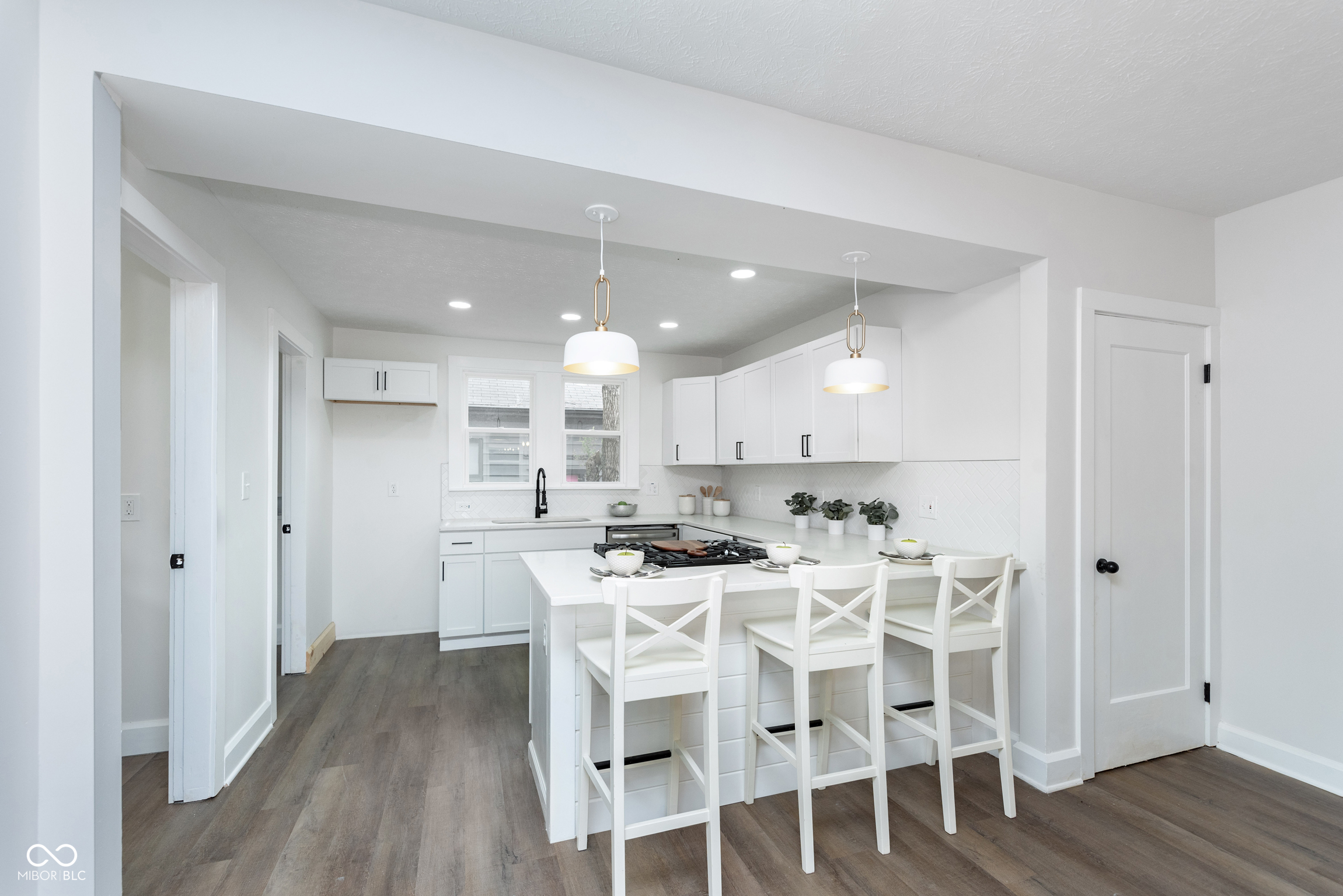 62 N 13th Avenue