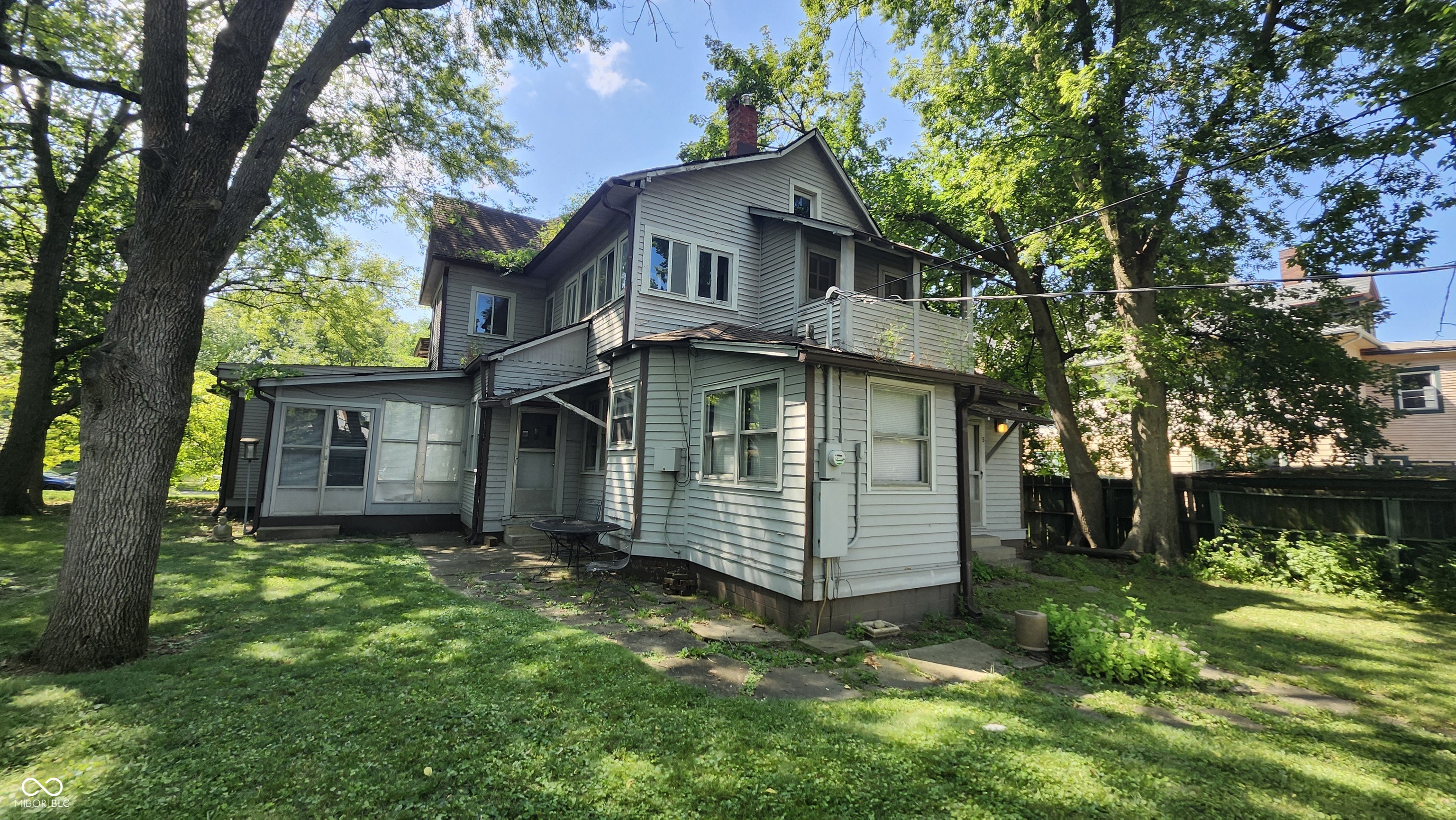 875 Woodruff Place Middle Drive
