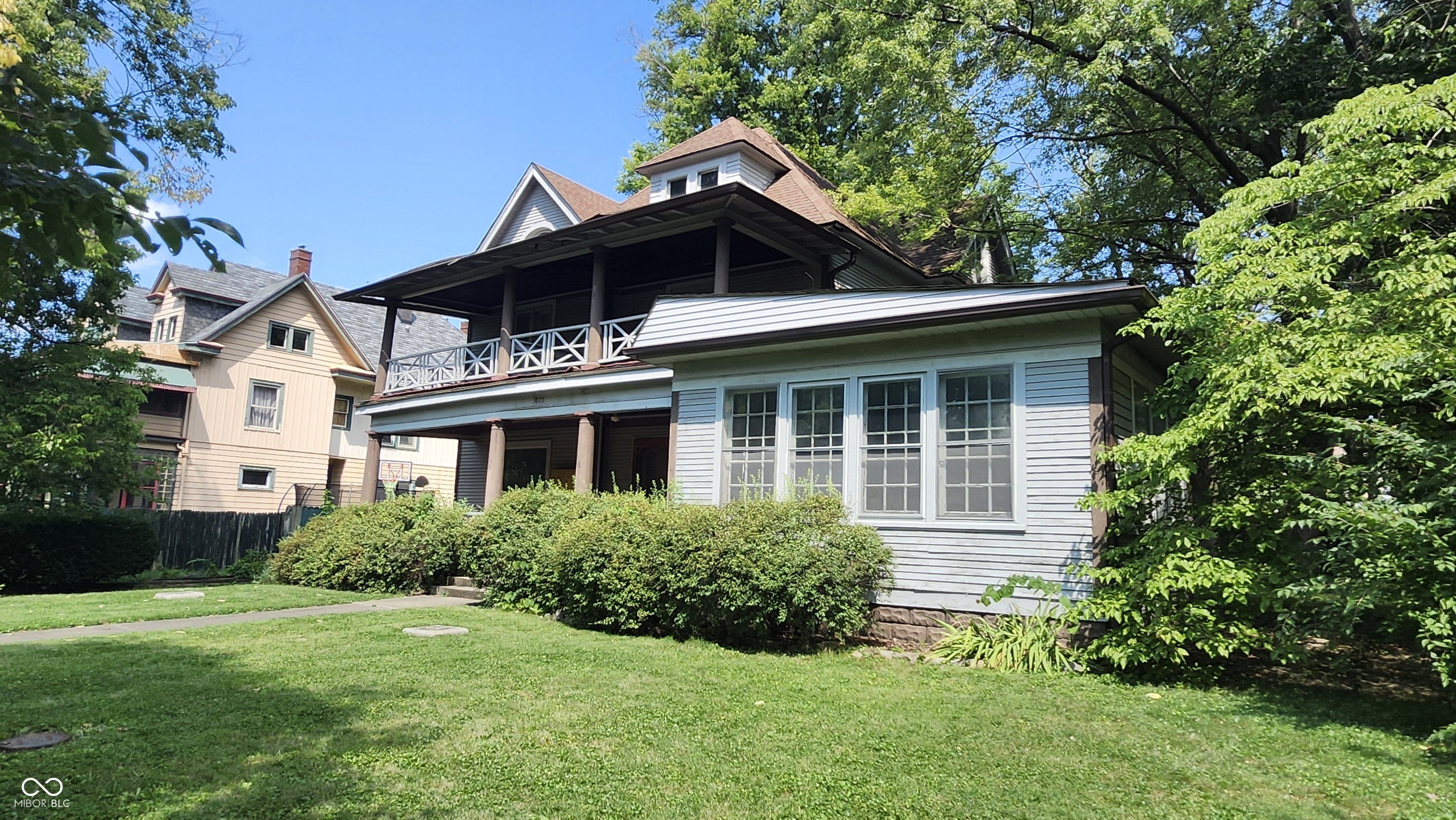 875 Woodruff Place Middle Drive