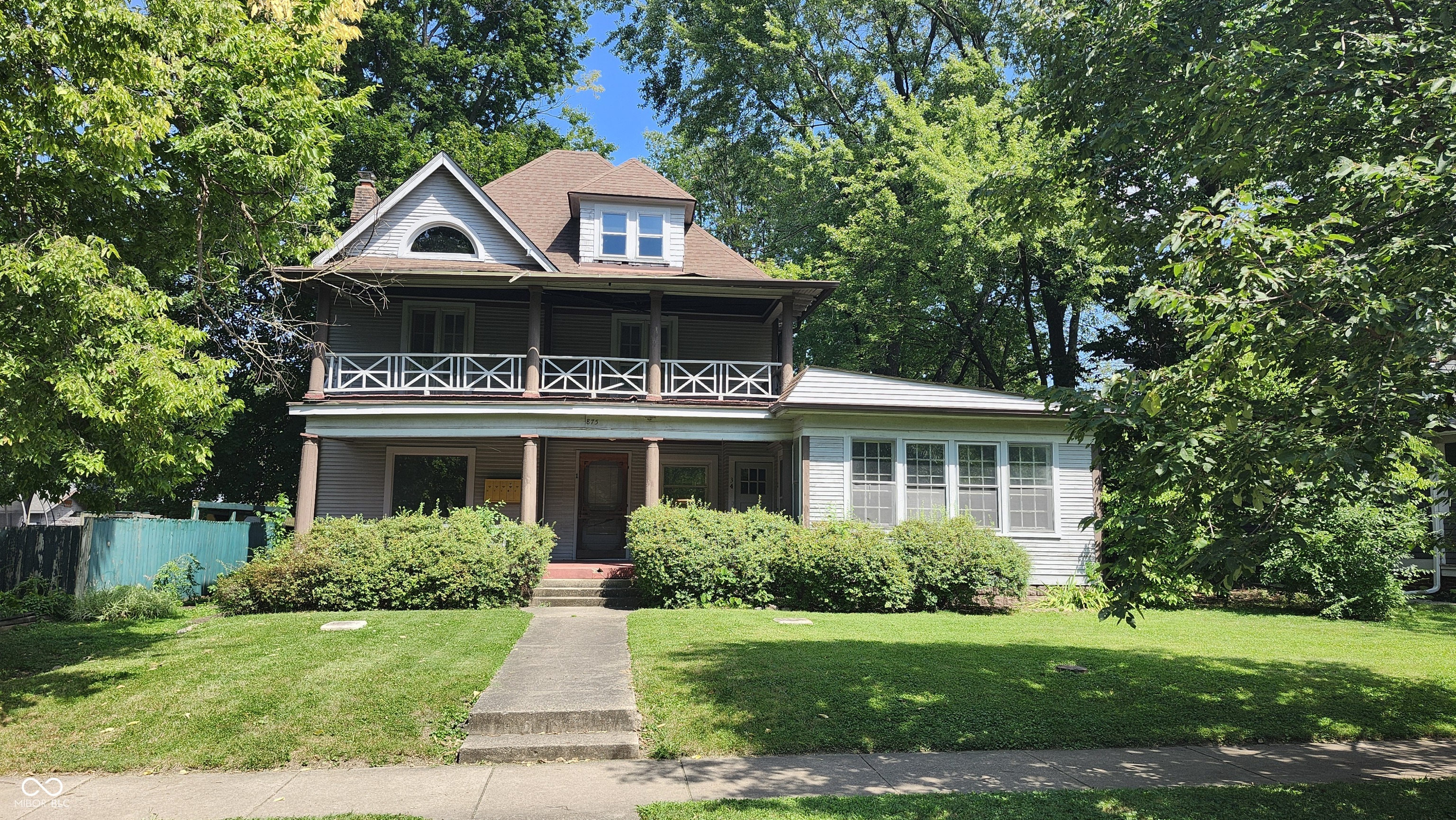 875 Woodruff Place Middle Drive