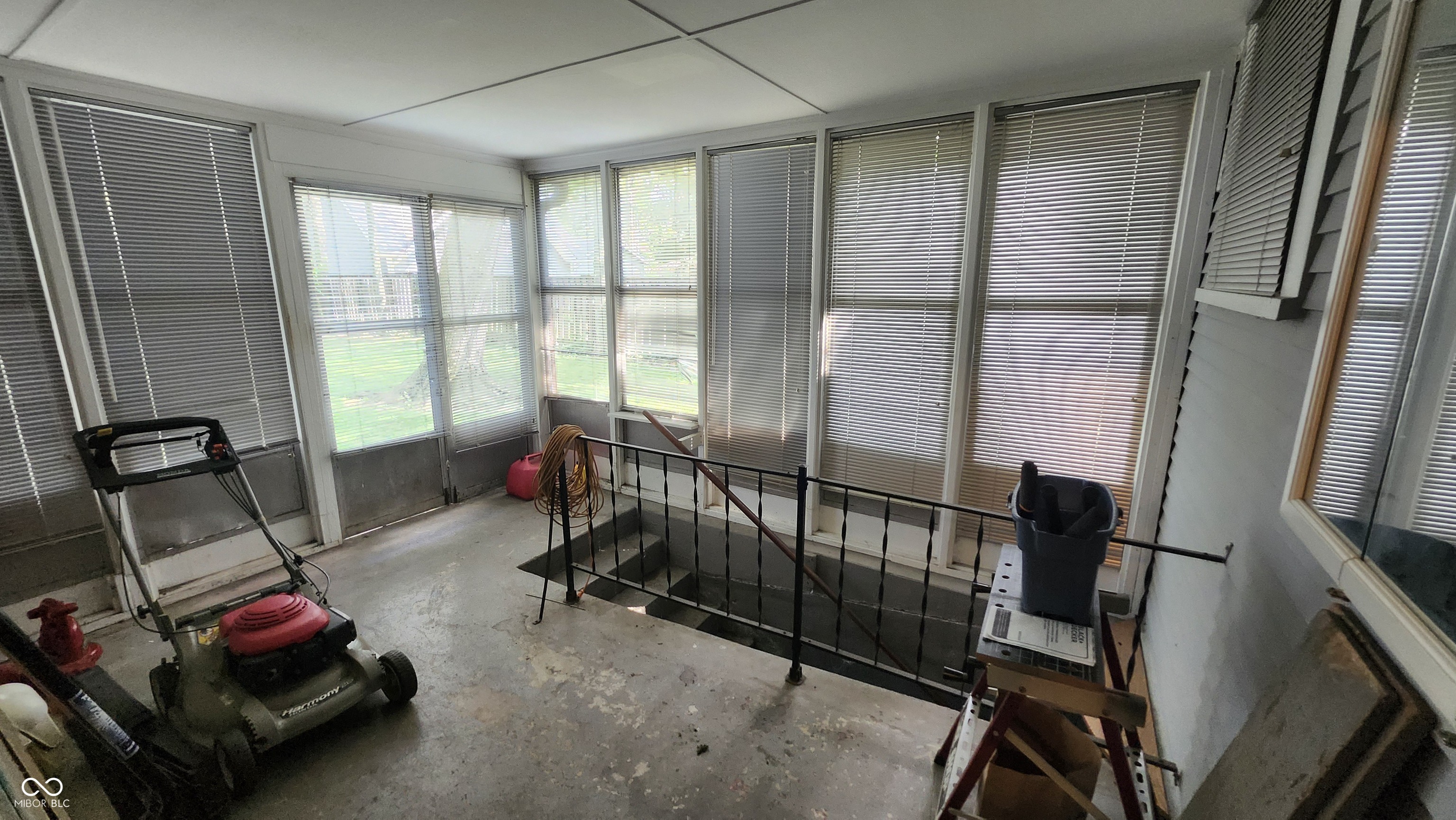 875 Woodruff Place Middle Drive