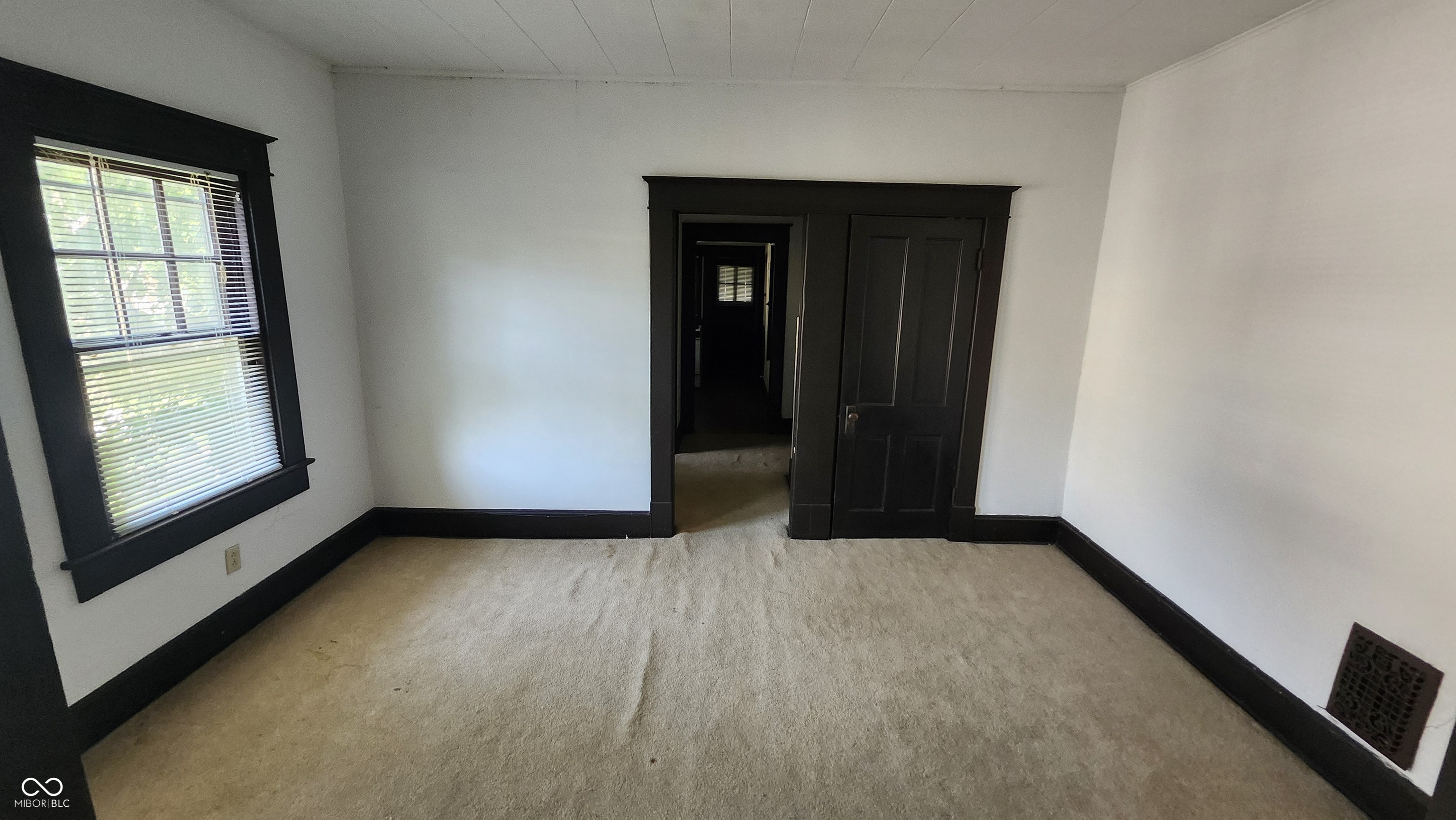 875 Woodruff Place Middle Drive