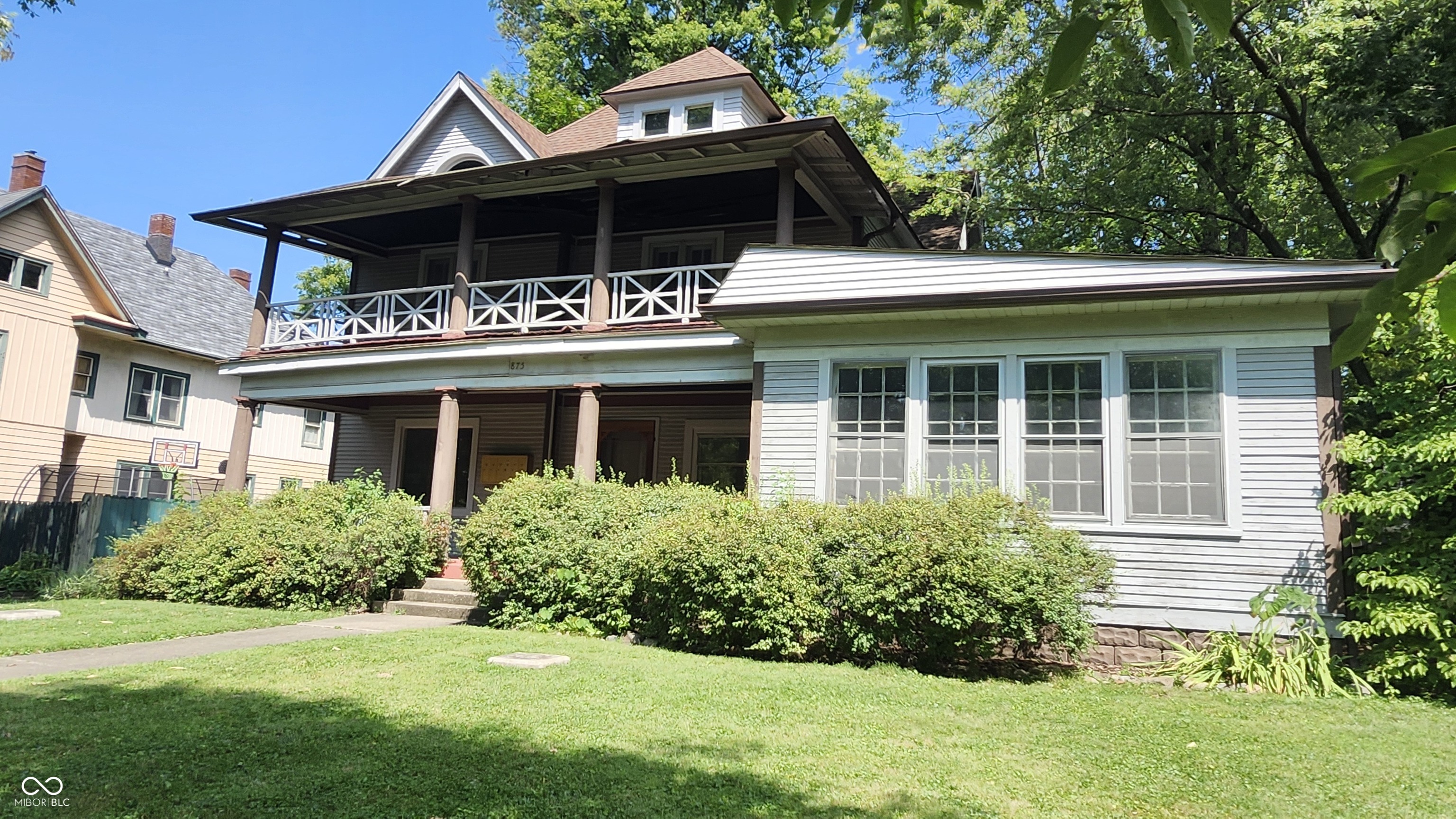 875 Woodruff Place Middle Drive