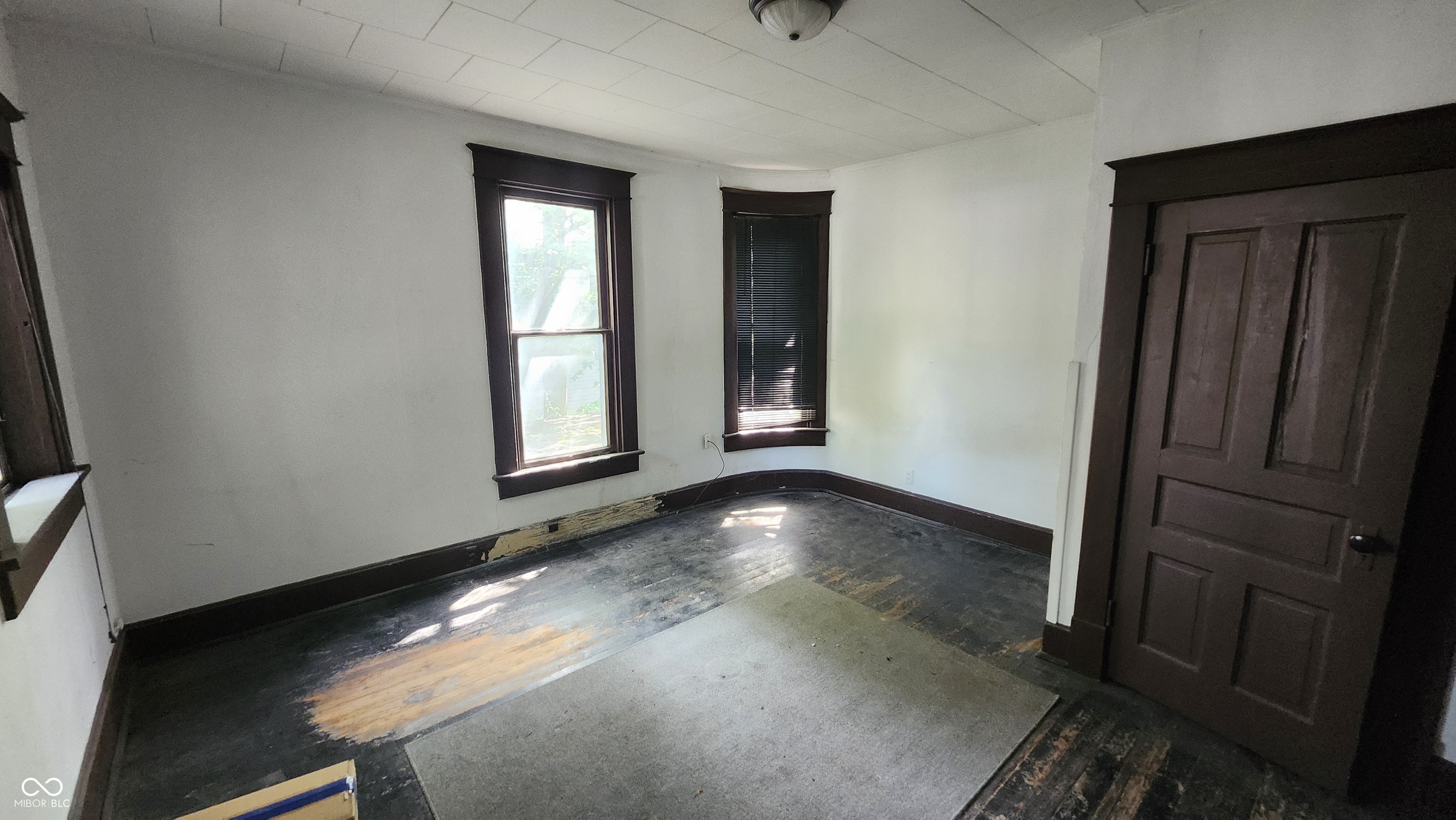 875 Woodruff Place Middle Drive