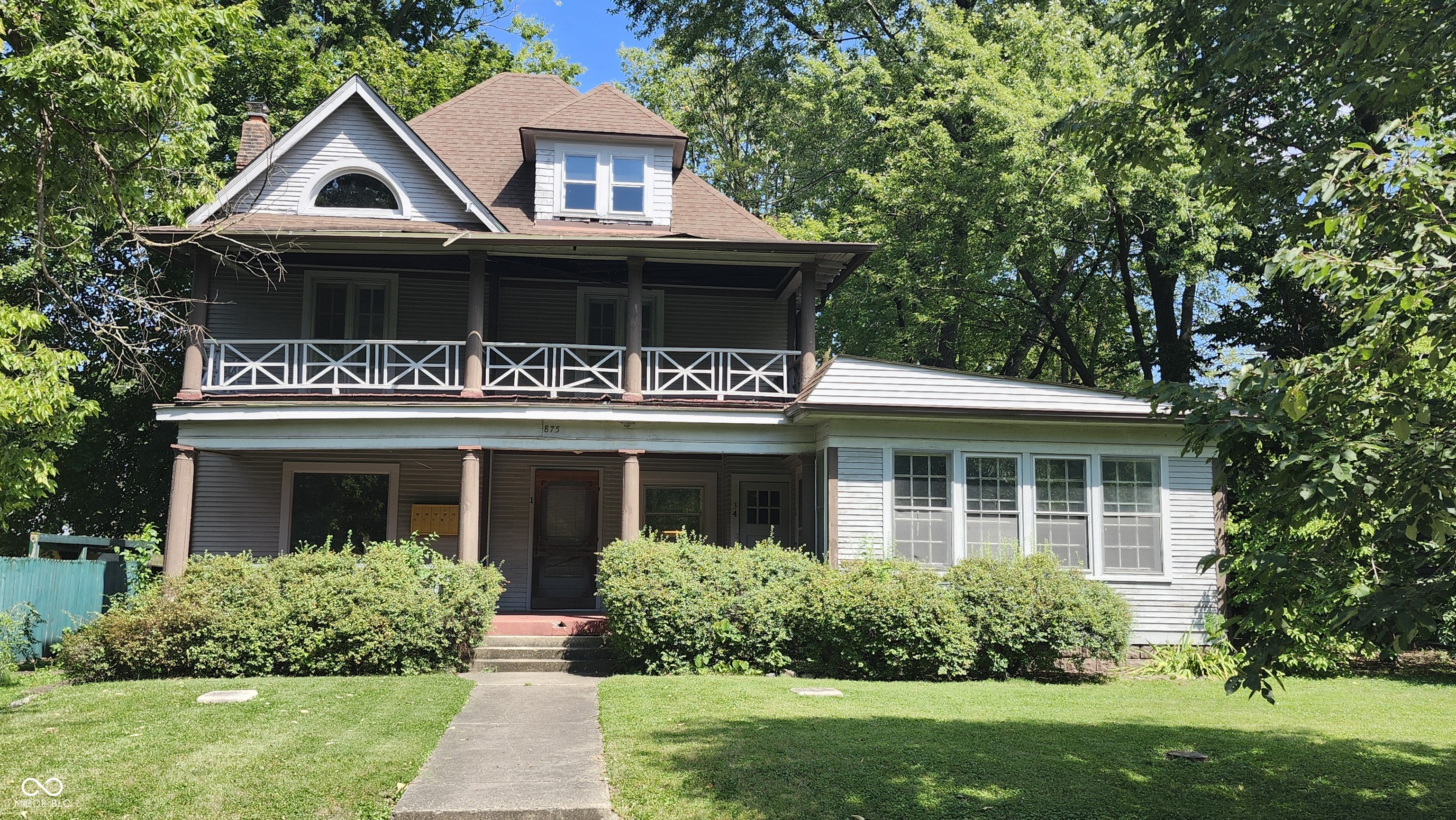 875 Woodruff Place Middle Drive