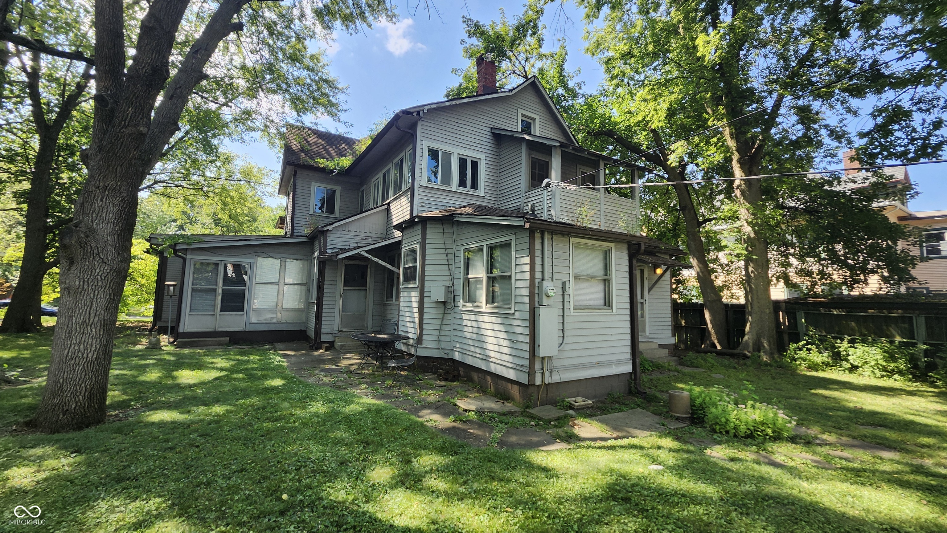 875 Woodruff Place Middle Drive