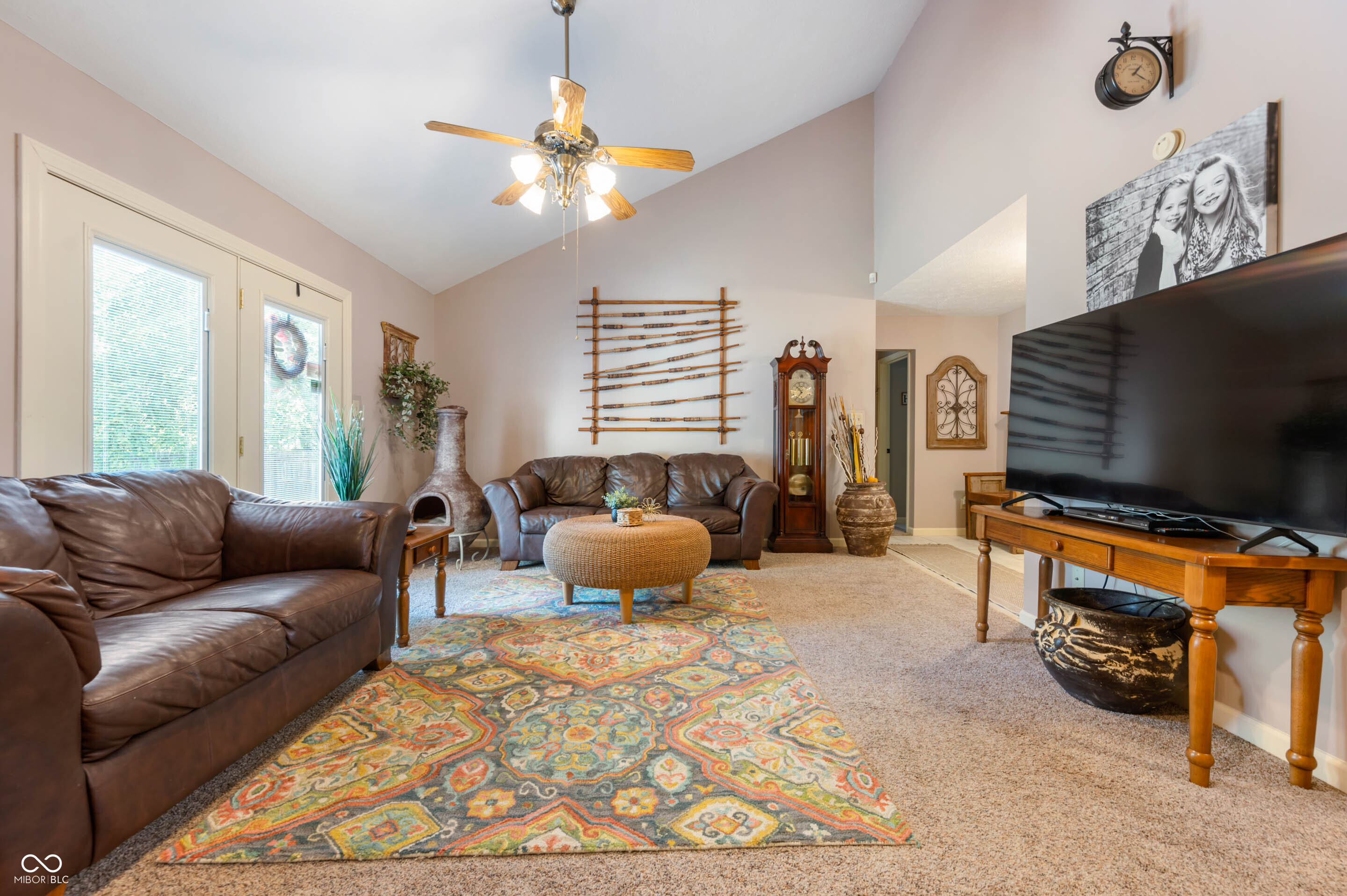 218 E Thompson Road