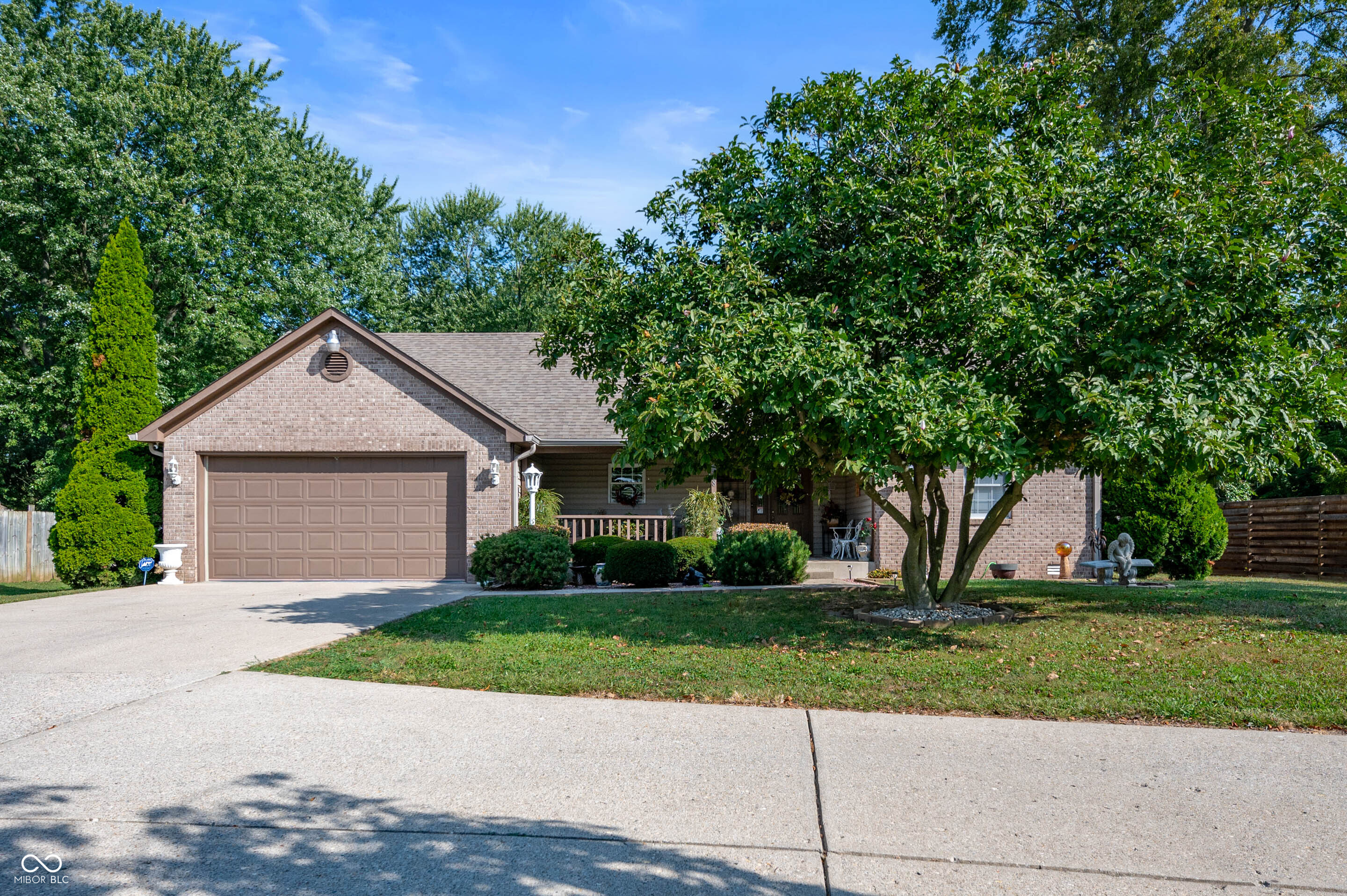218 E Thompson Road