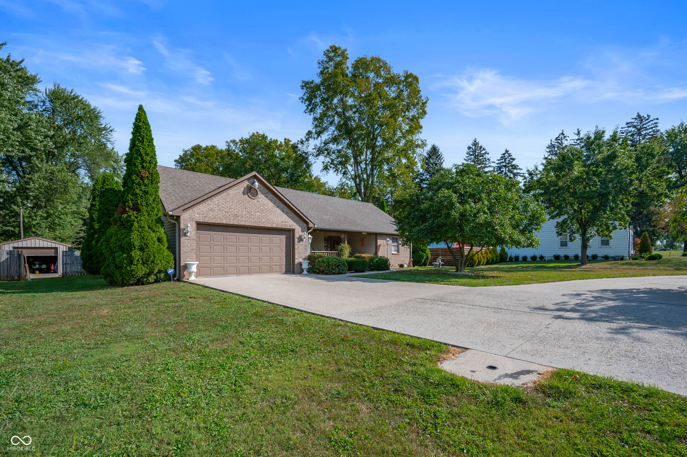 218 E Thompson Road