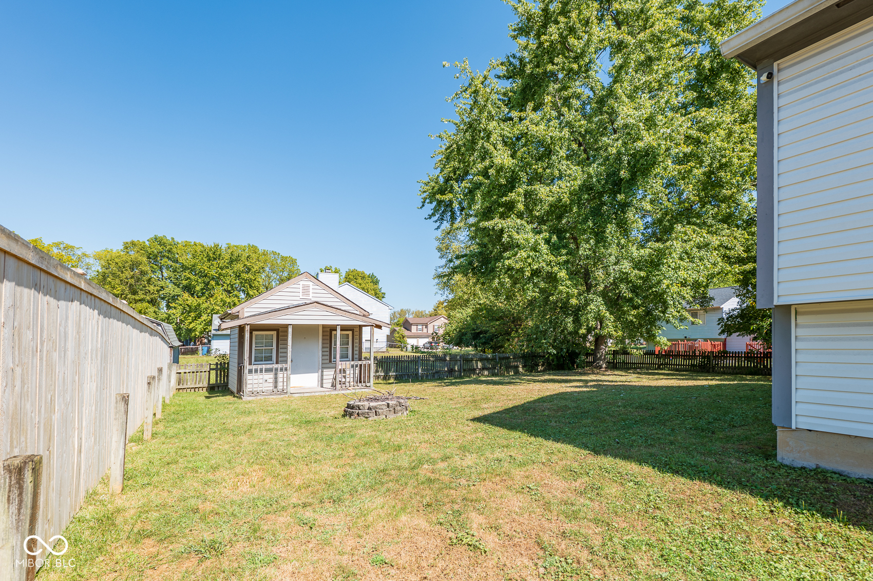 3710 Brussels Terrace