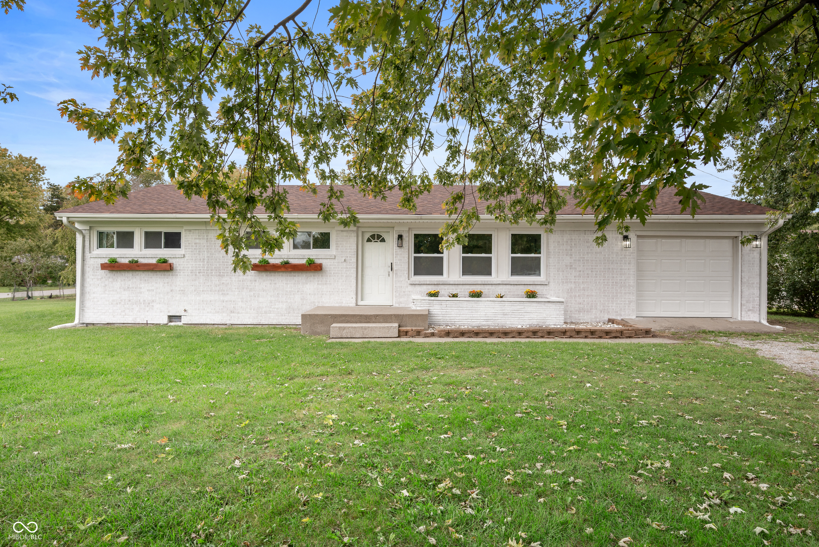 2536 E Thompson Road