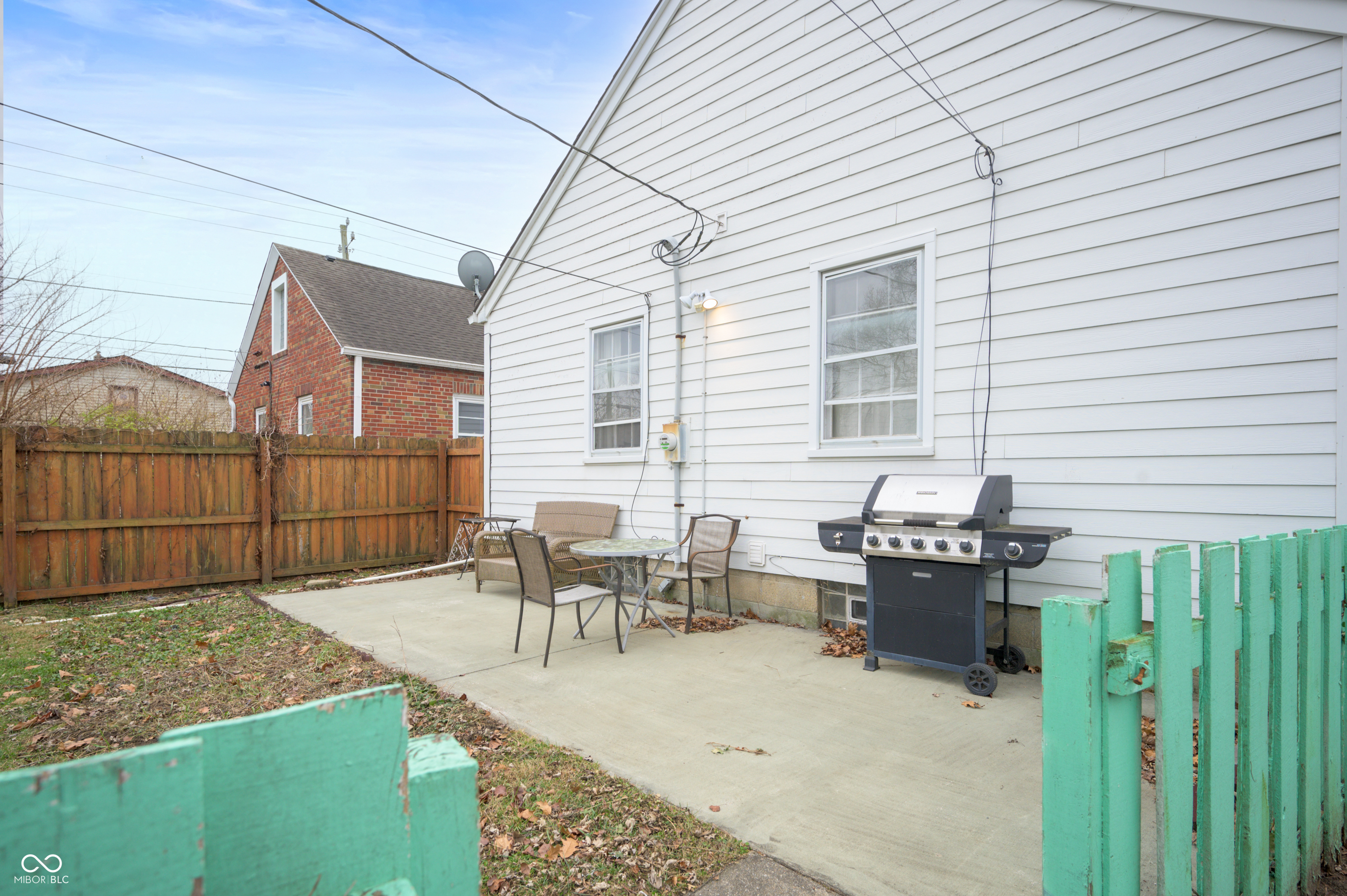 755 N Leland Avenue