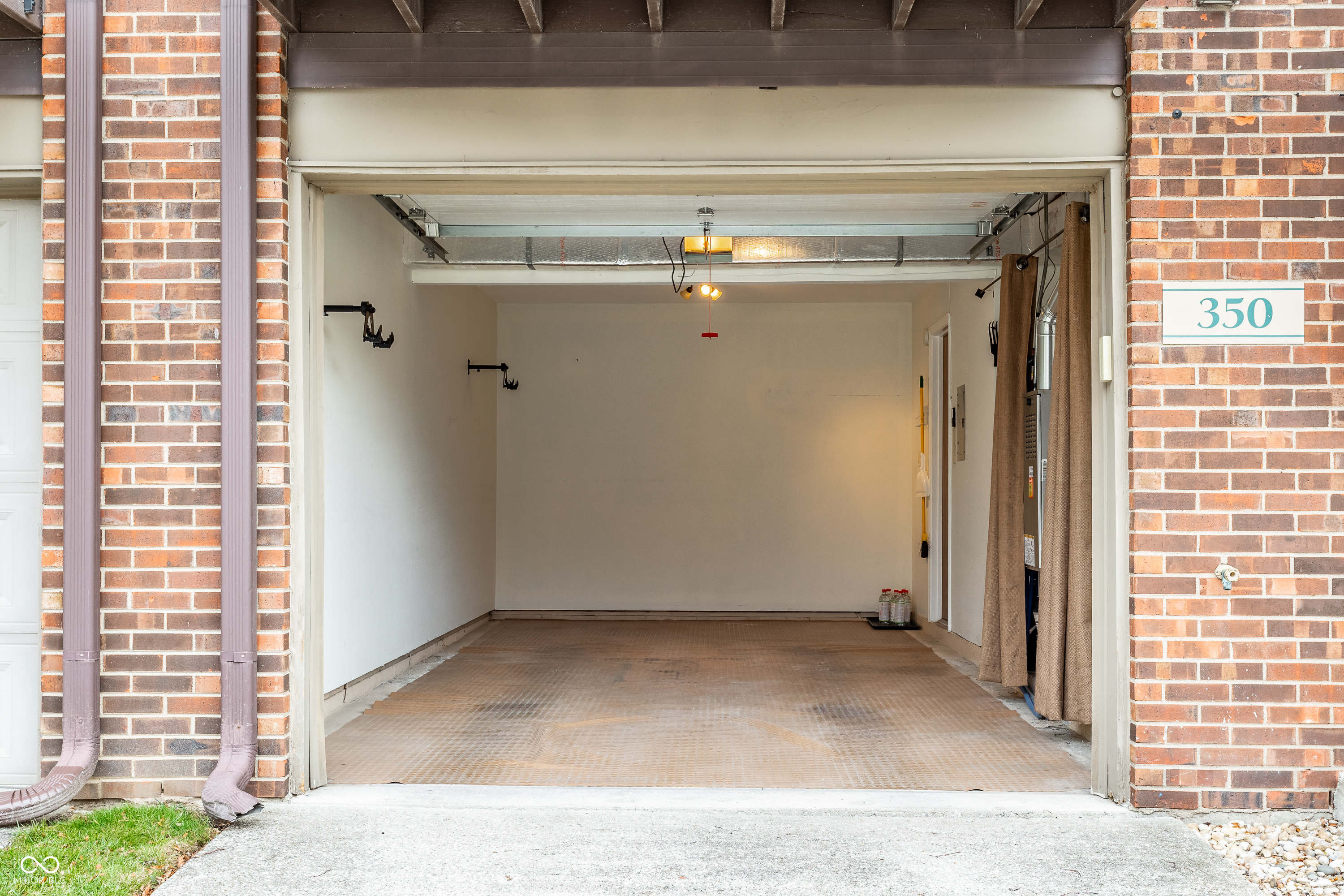 350 E Arch Street