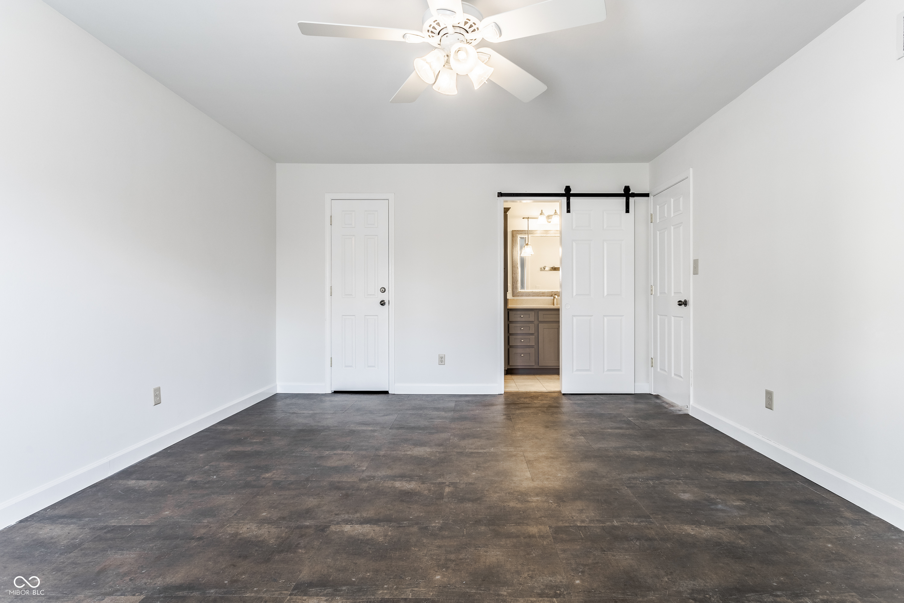 350 E Arch Street