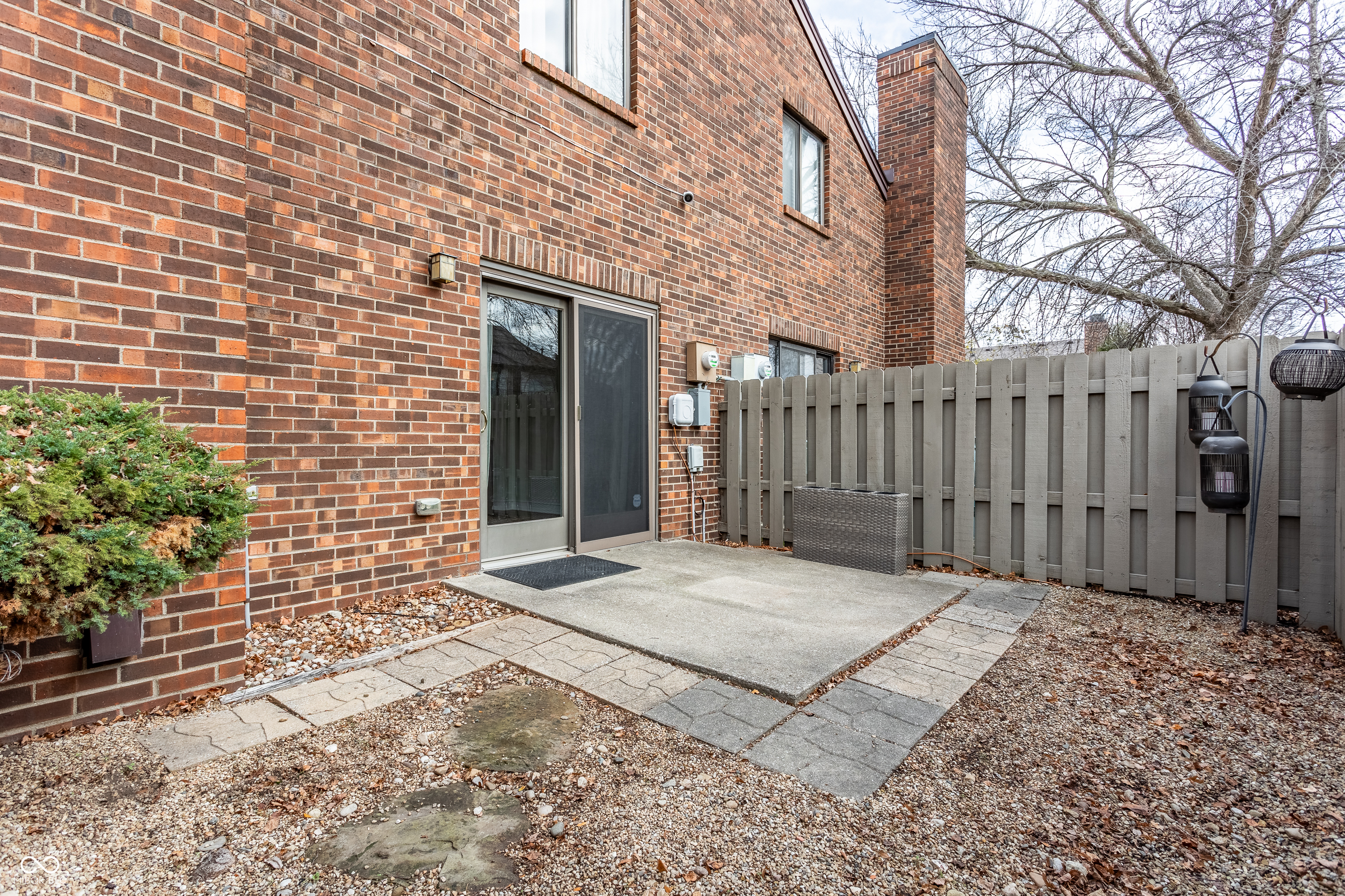 350 E Arch Street