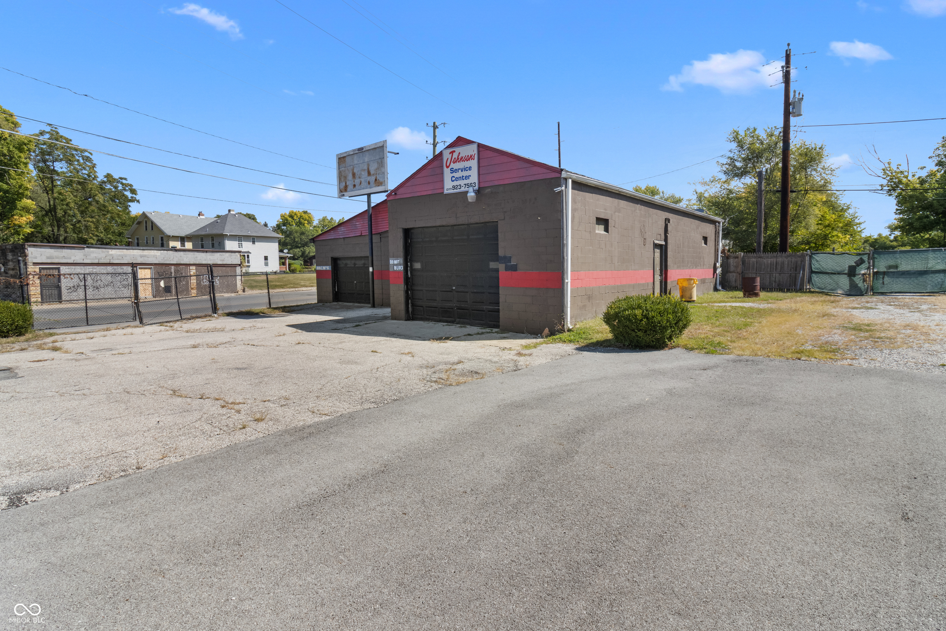 1001 E 30th Street
