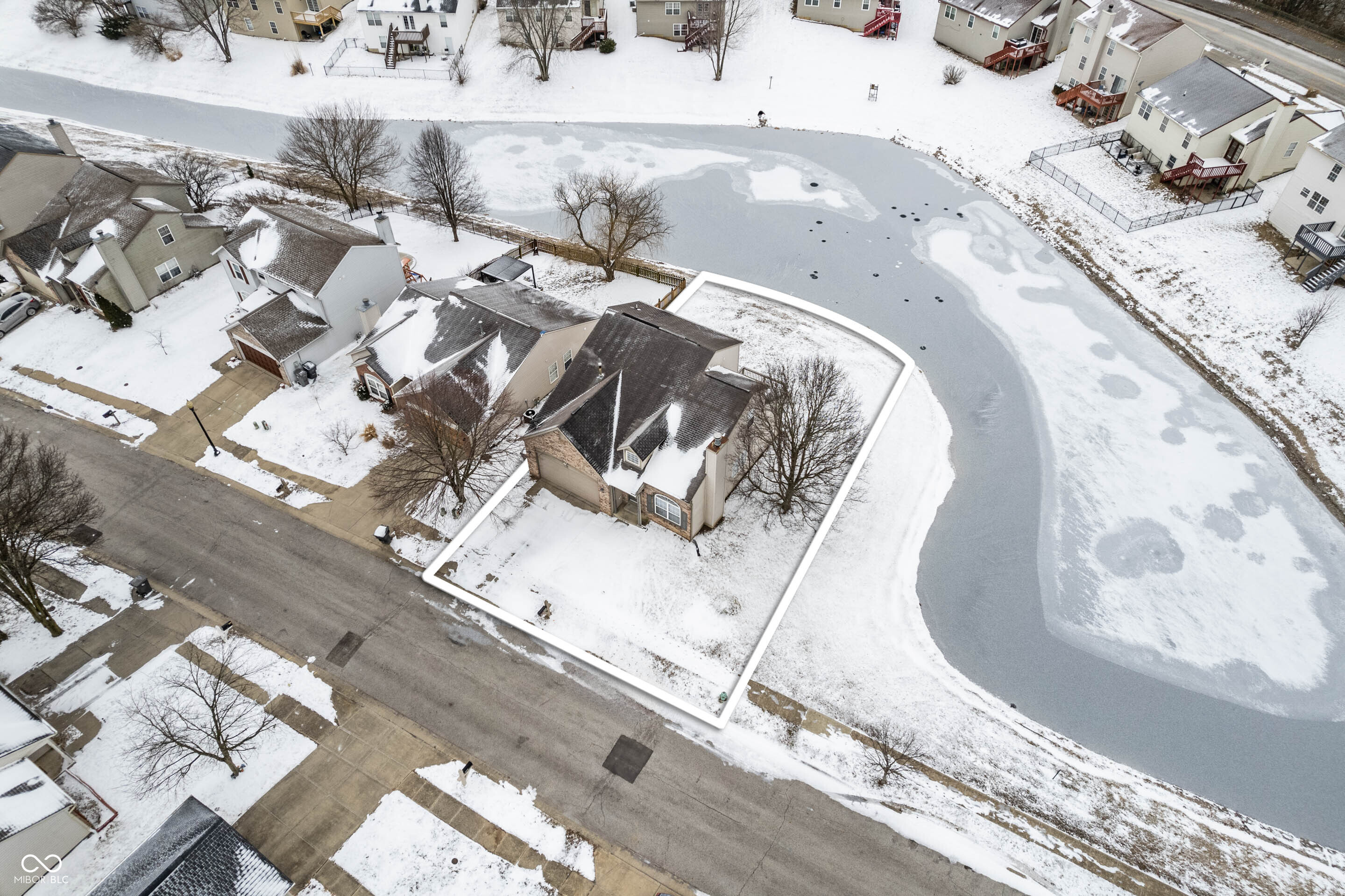 3138 River Shore Place