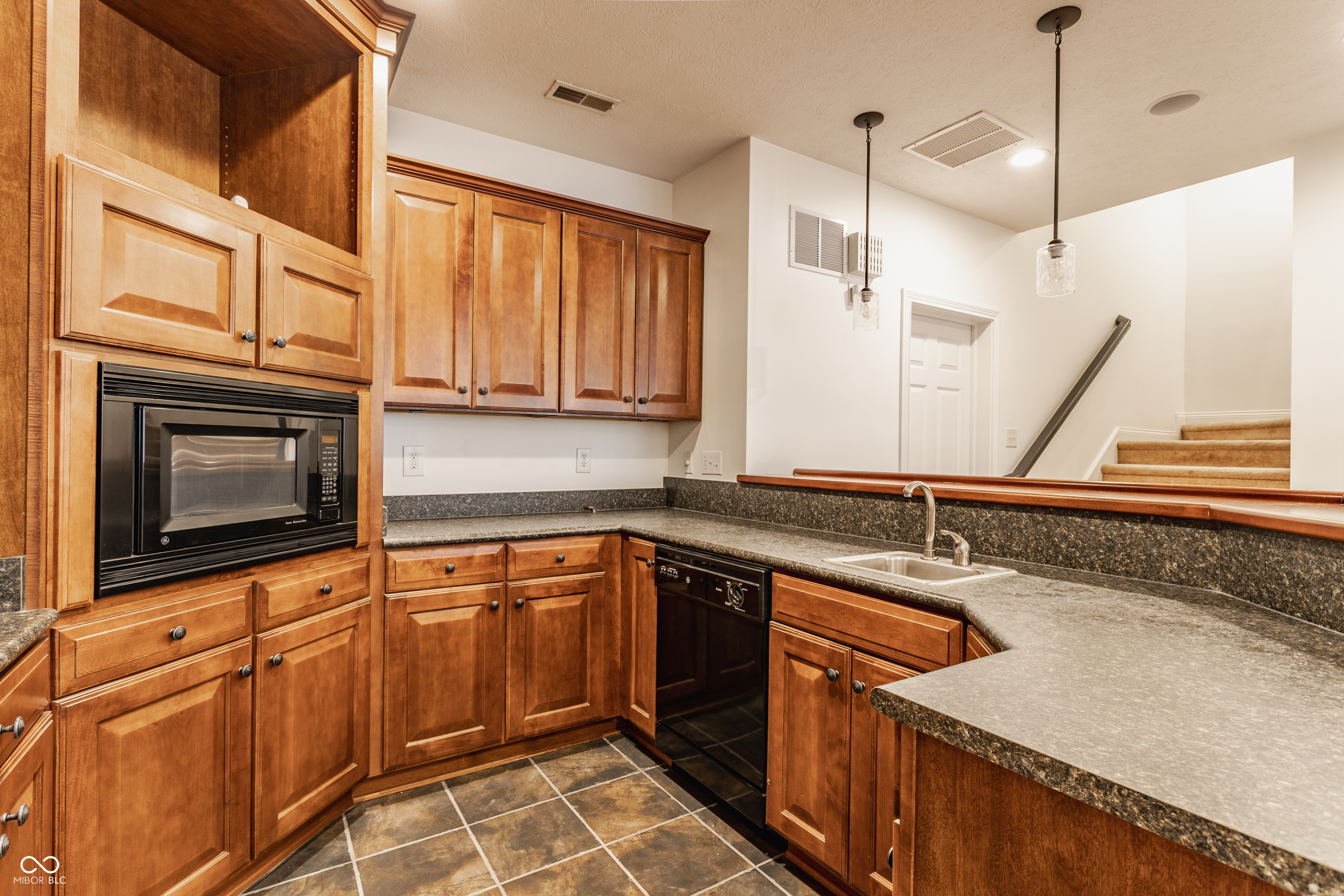 7639 Spring Ridge Drive
