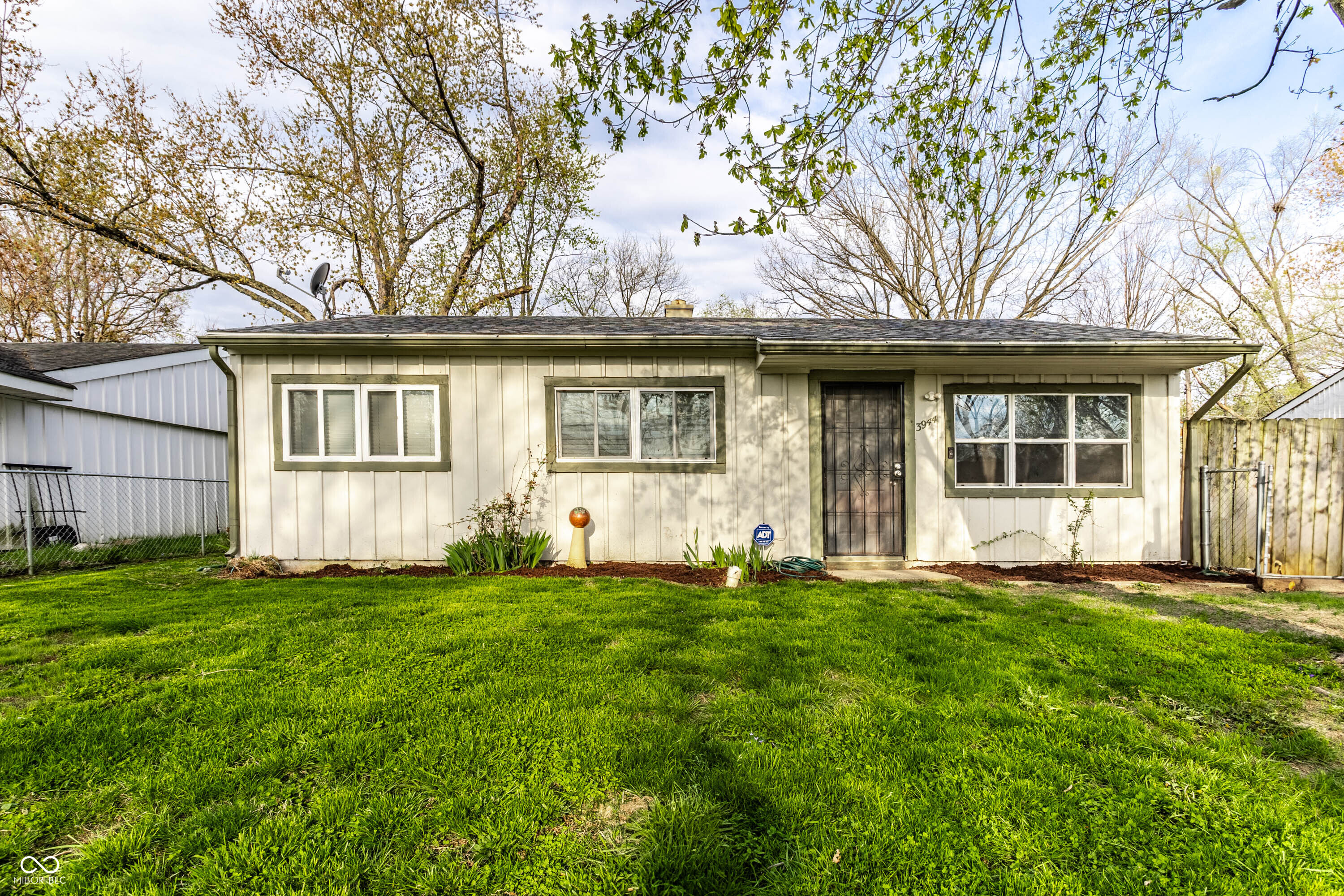 3944 Strathmore Drive