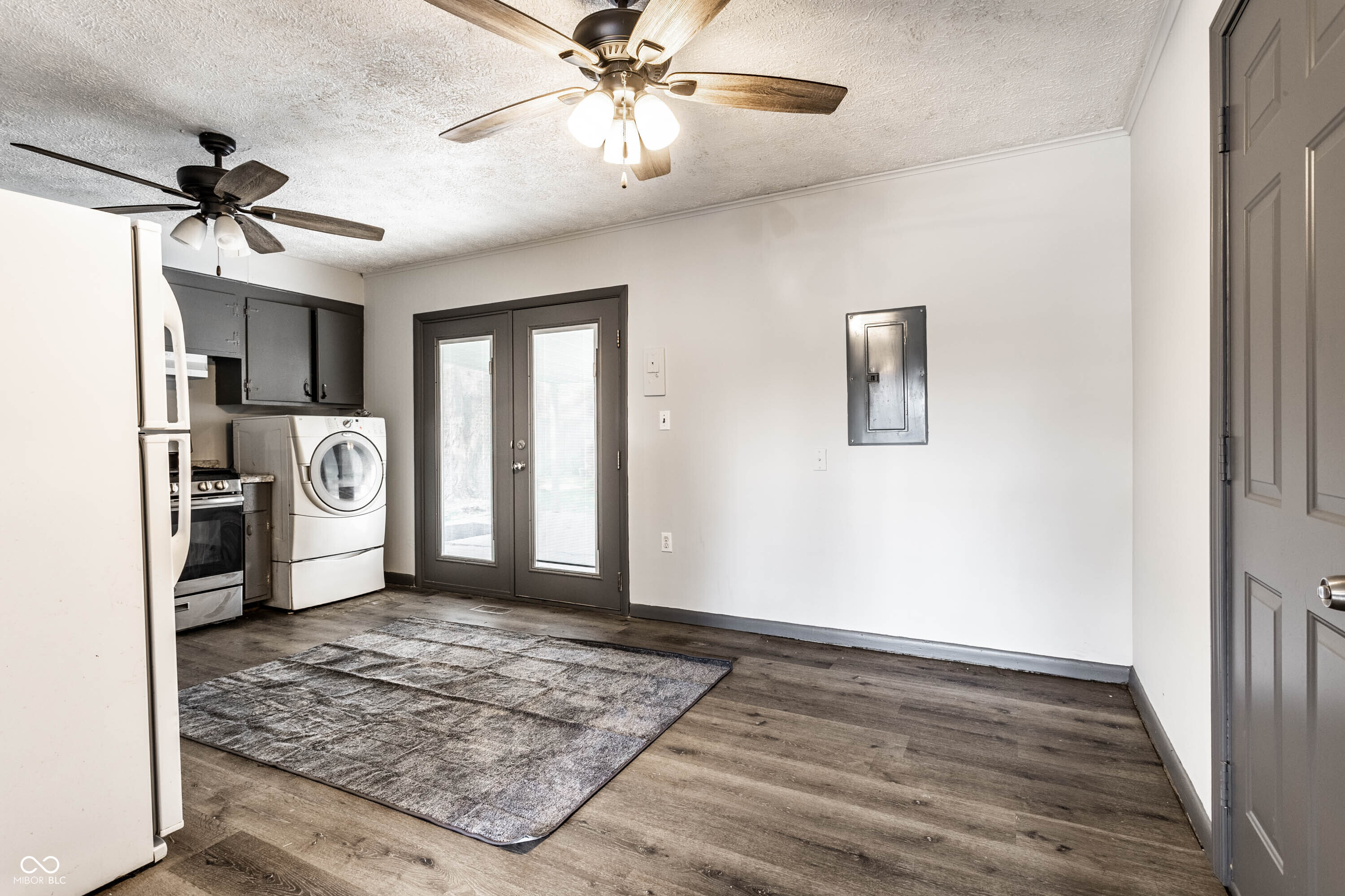 3944 Strathmore Drive