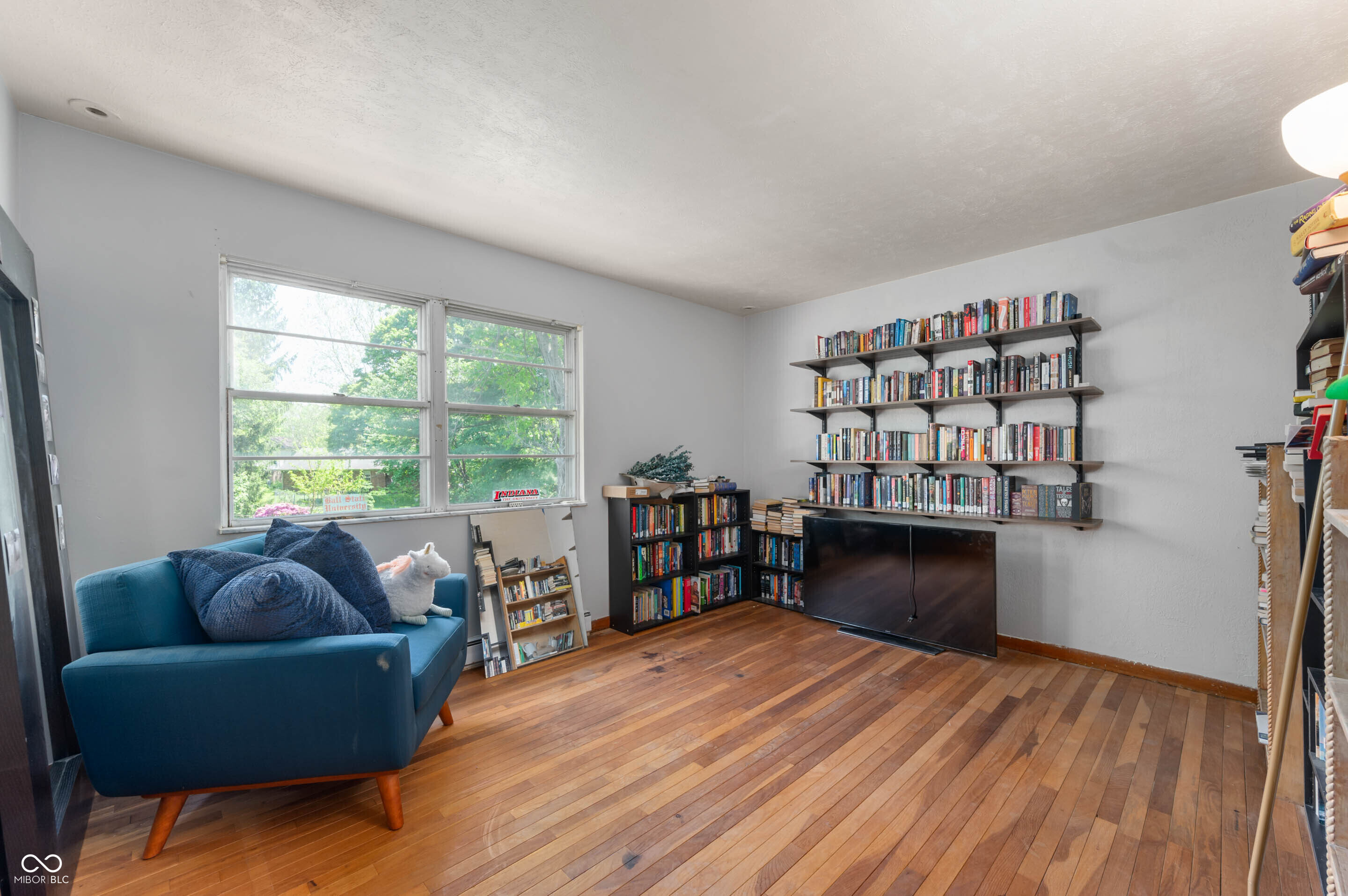 8227 Hoover Lane