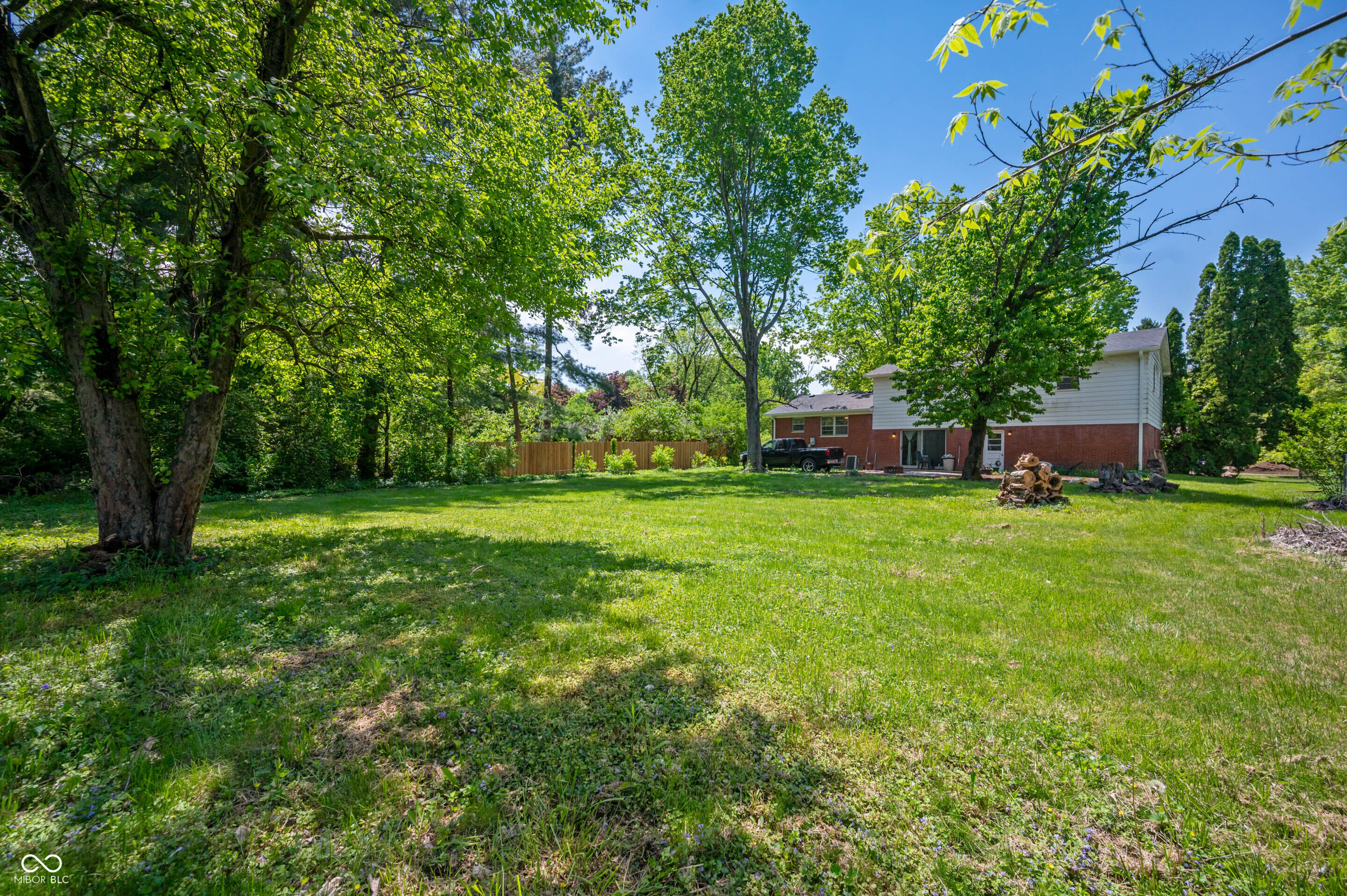8227 Hoover Lane