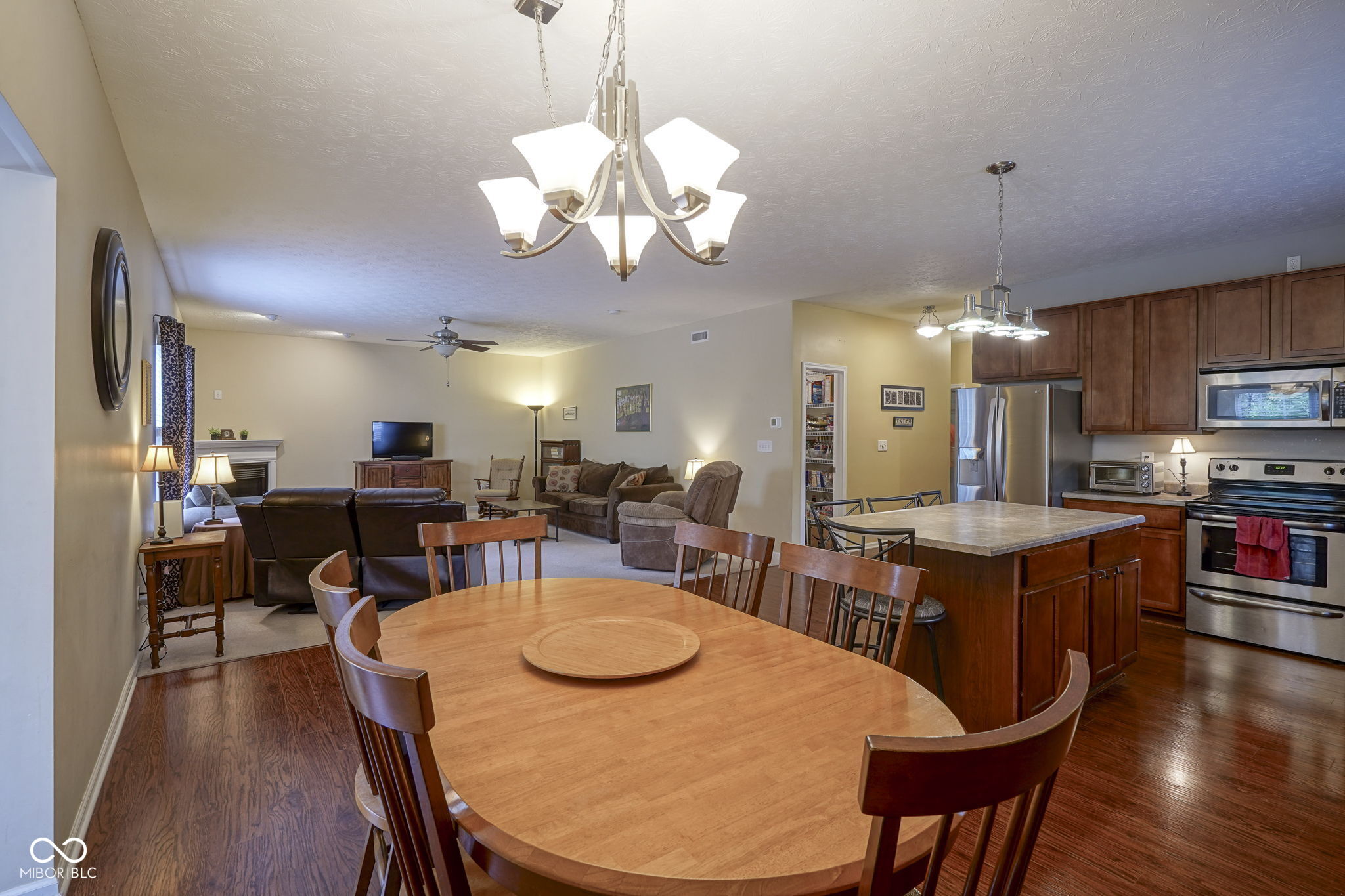 13817 Black Canyon Court