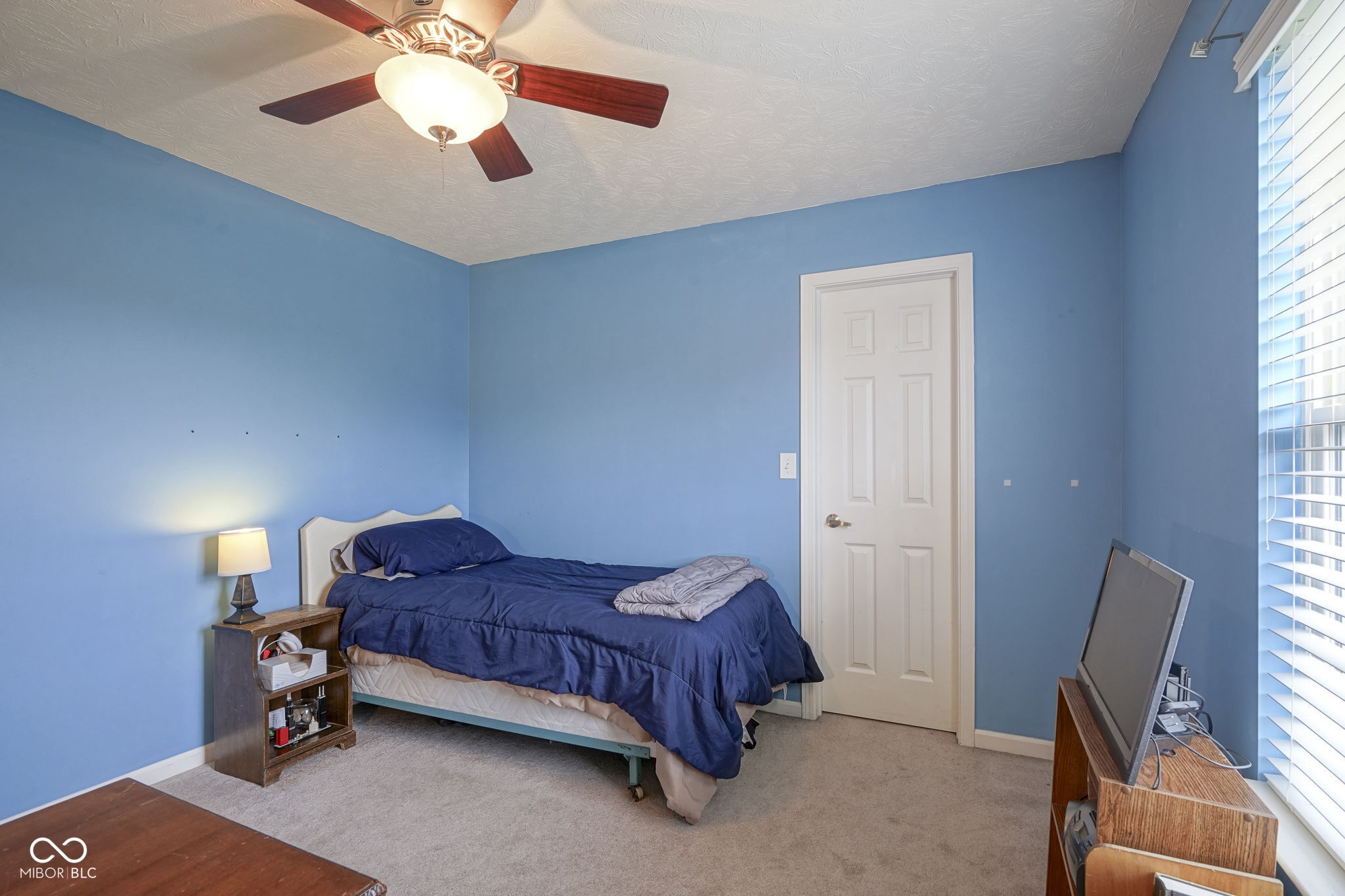 13817 Black Canyon Court