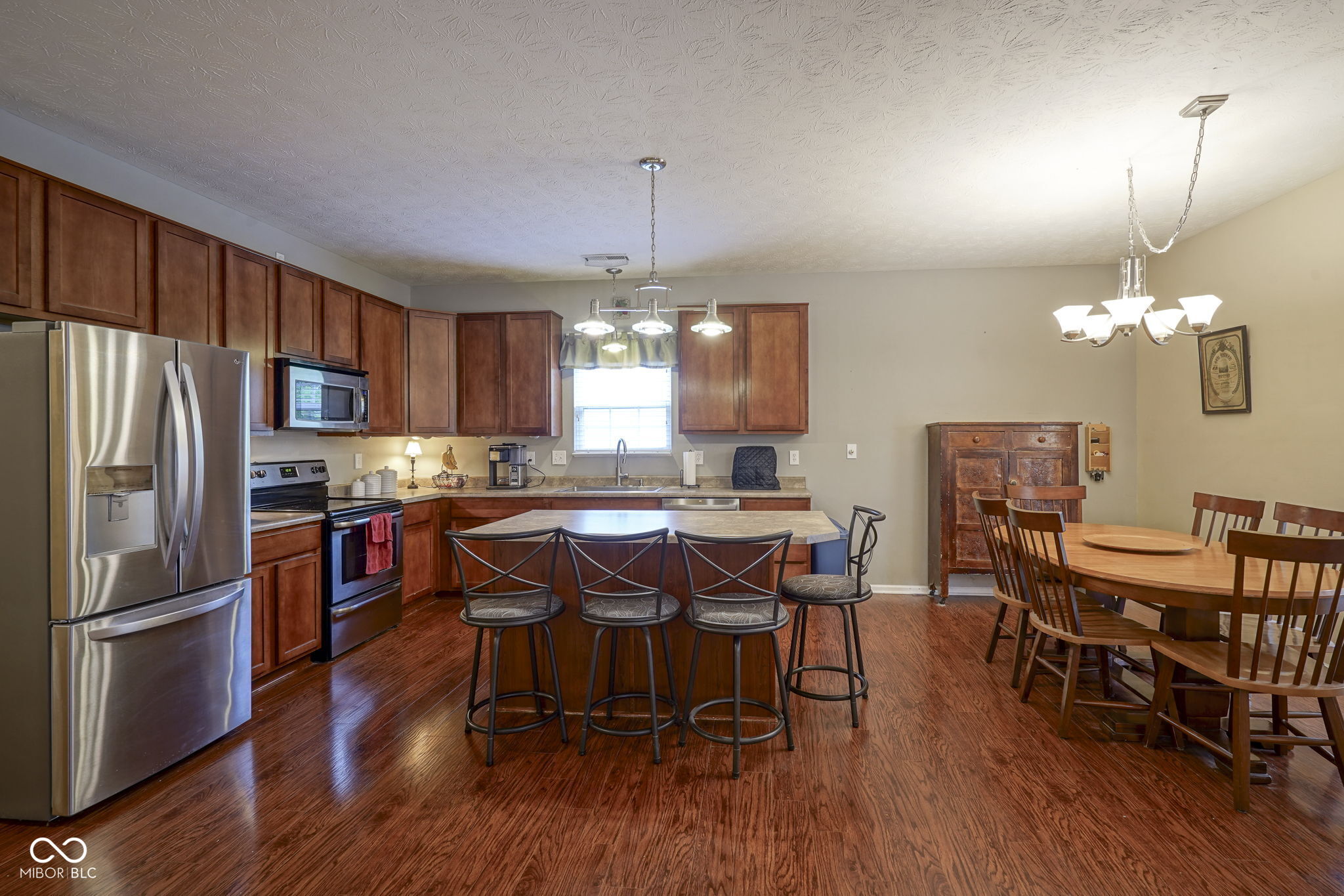 13817 Black Canyon Court