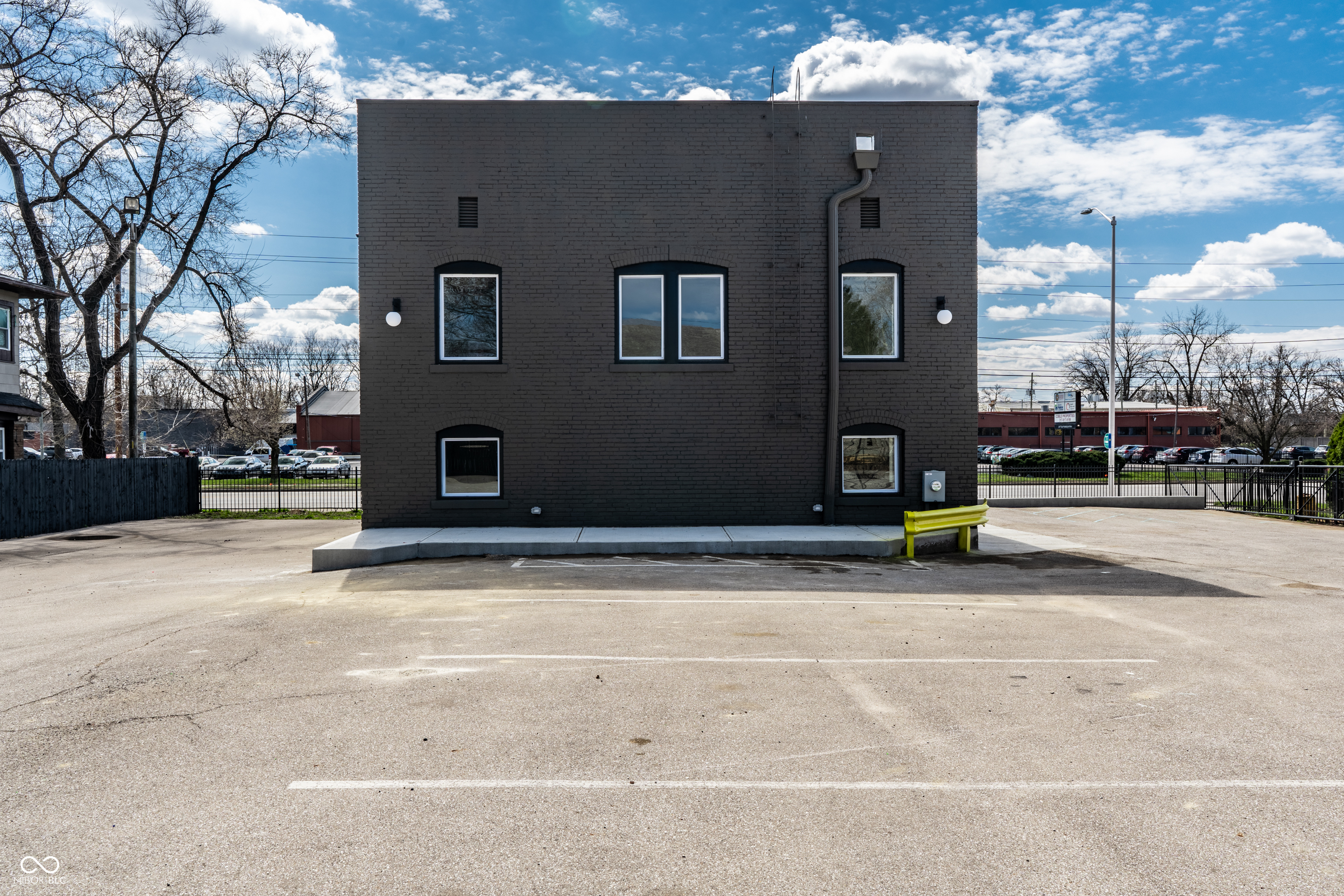 2506 E Washington Street