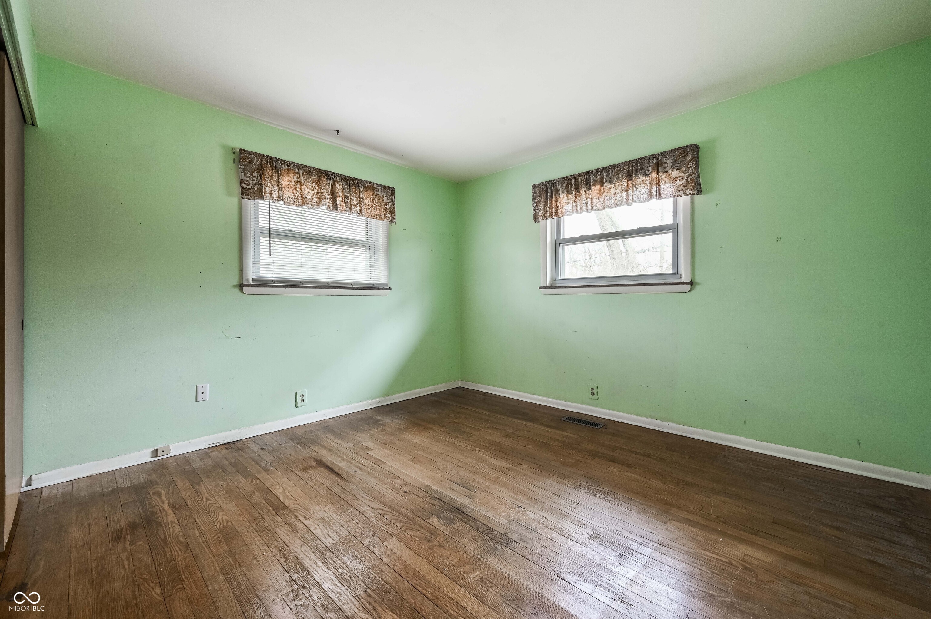 5126 Thornleigh Drive