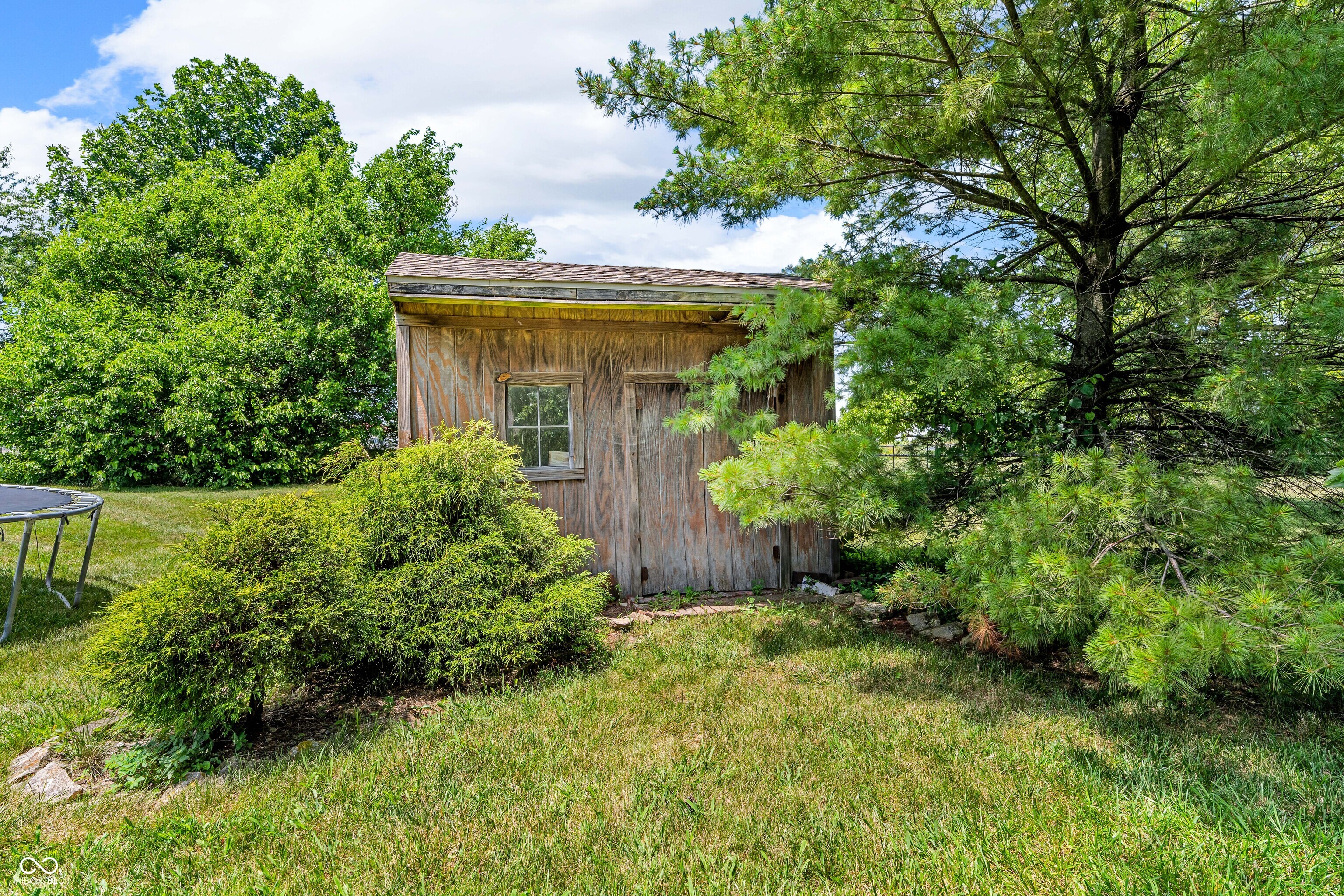 10174 N County Road 471 E