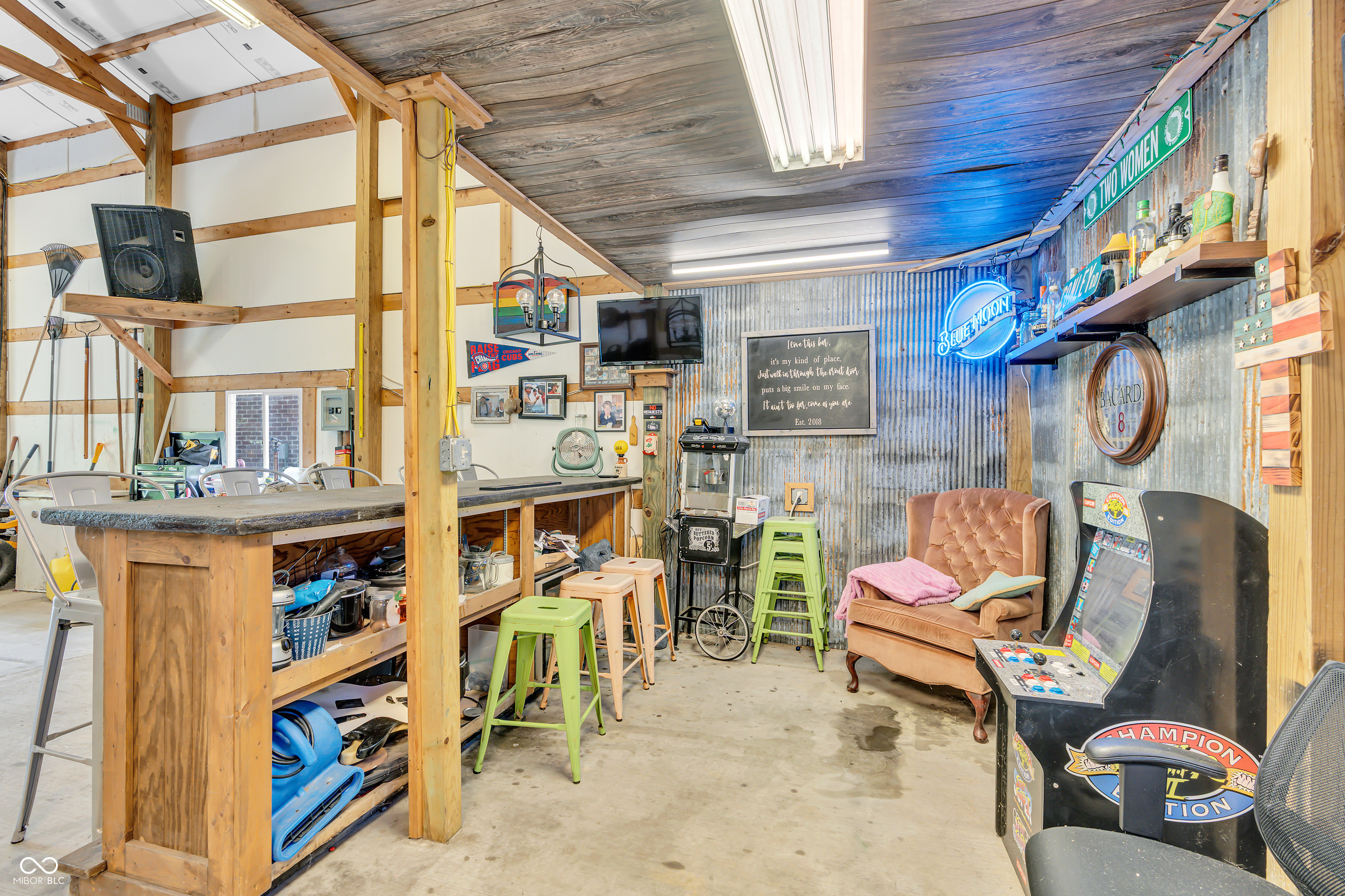 10174 N County Road 471 E