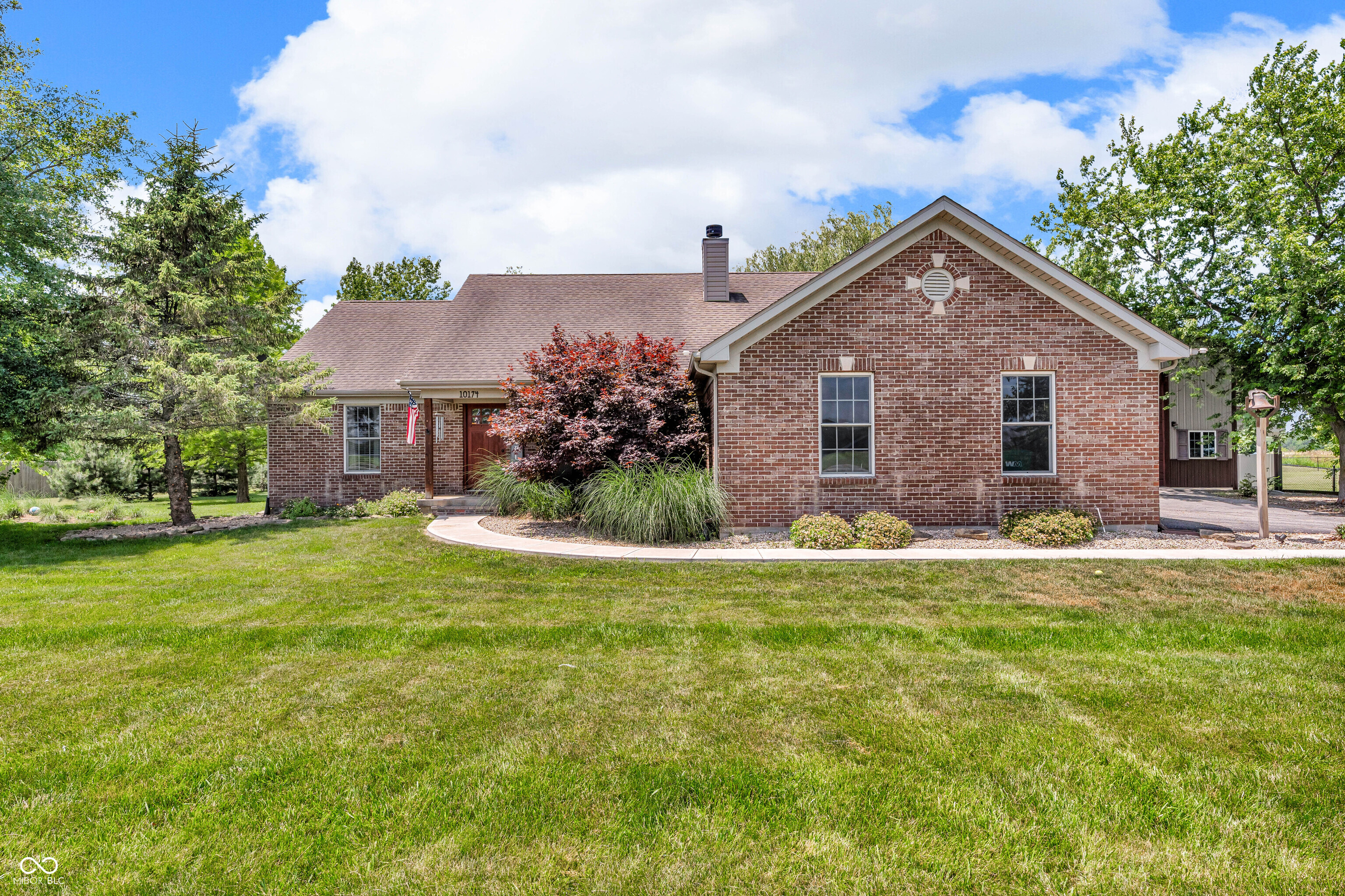 10174 N County Road 471 E