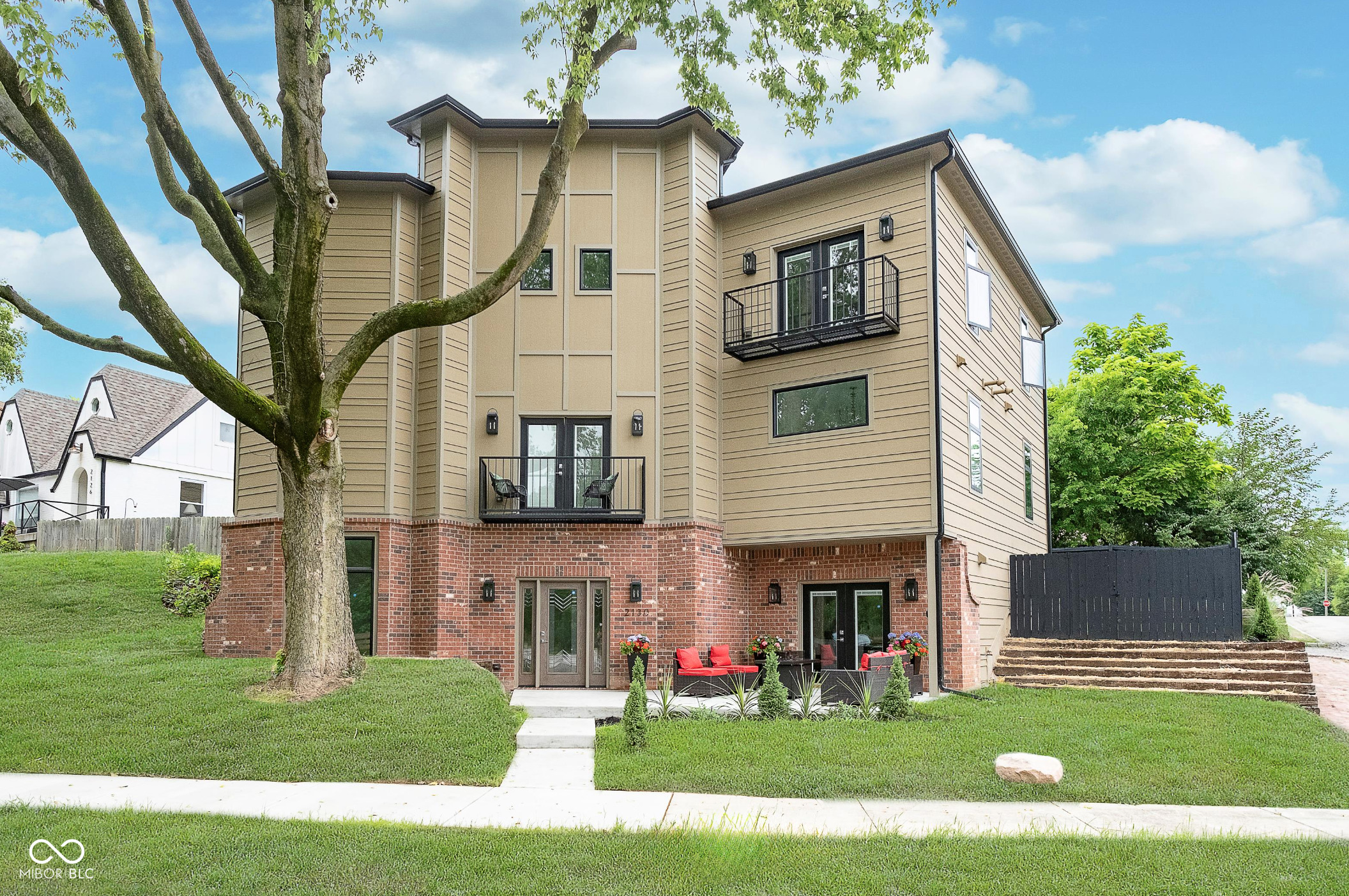 2130 Brookside Pkwy N Drive