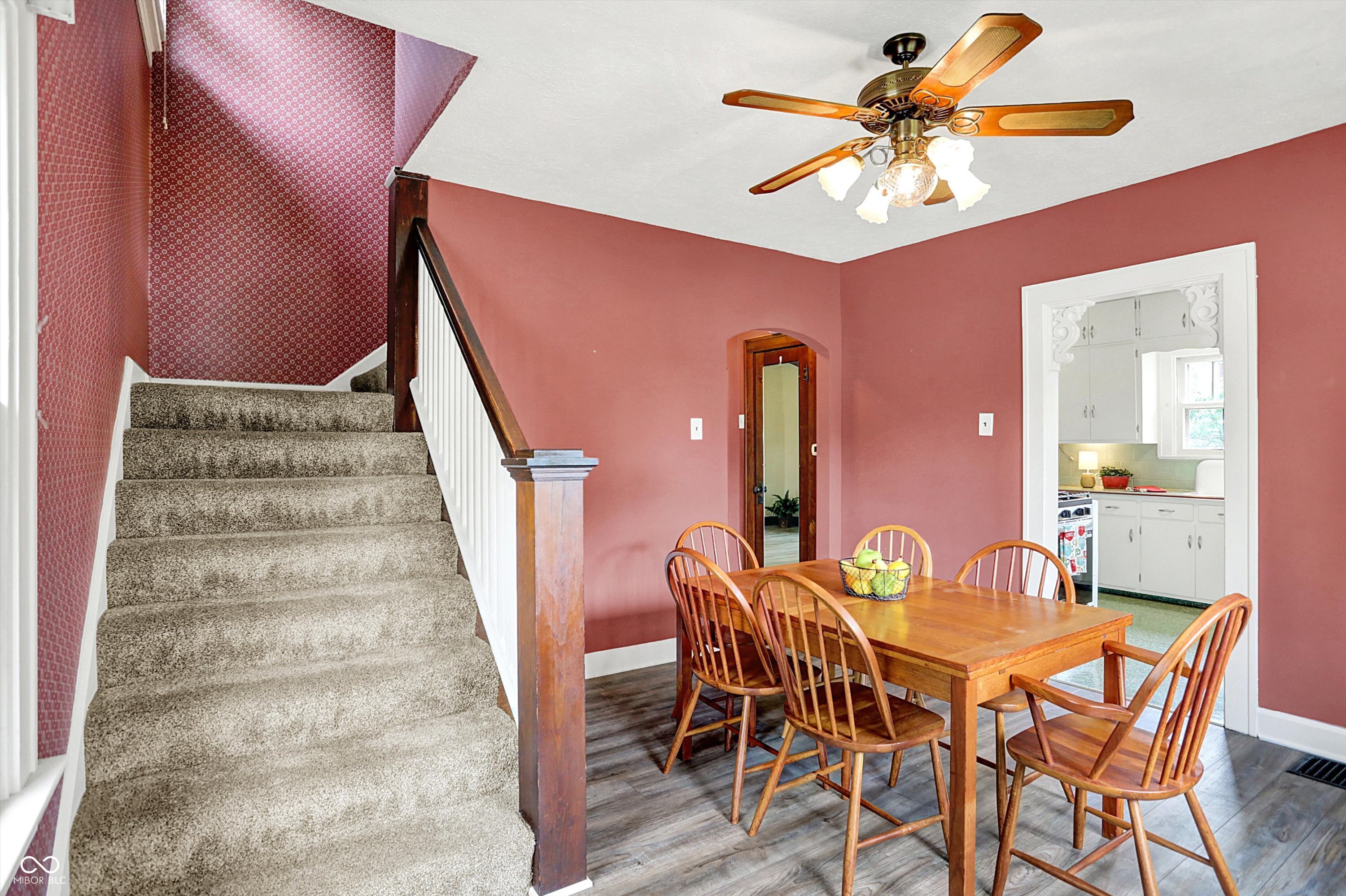 2502 S Delaware Street