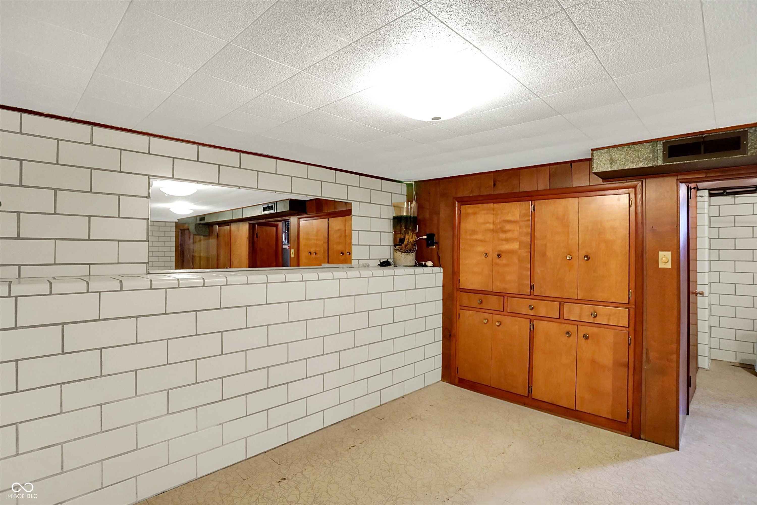 2502 S Delaware Street