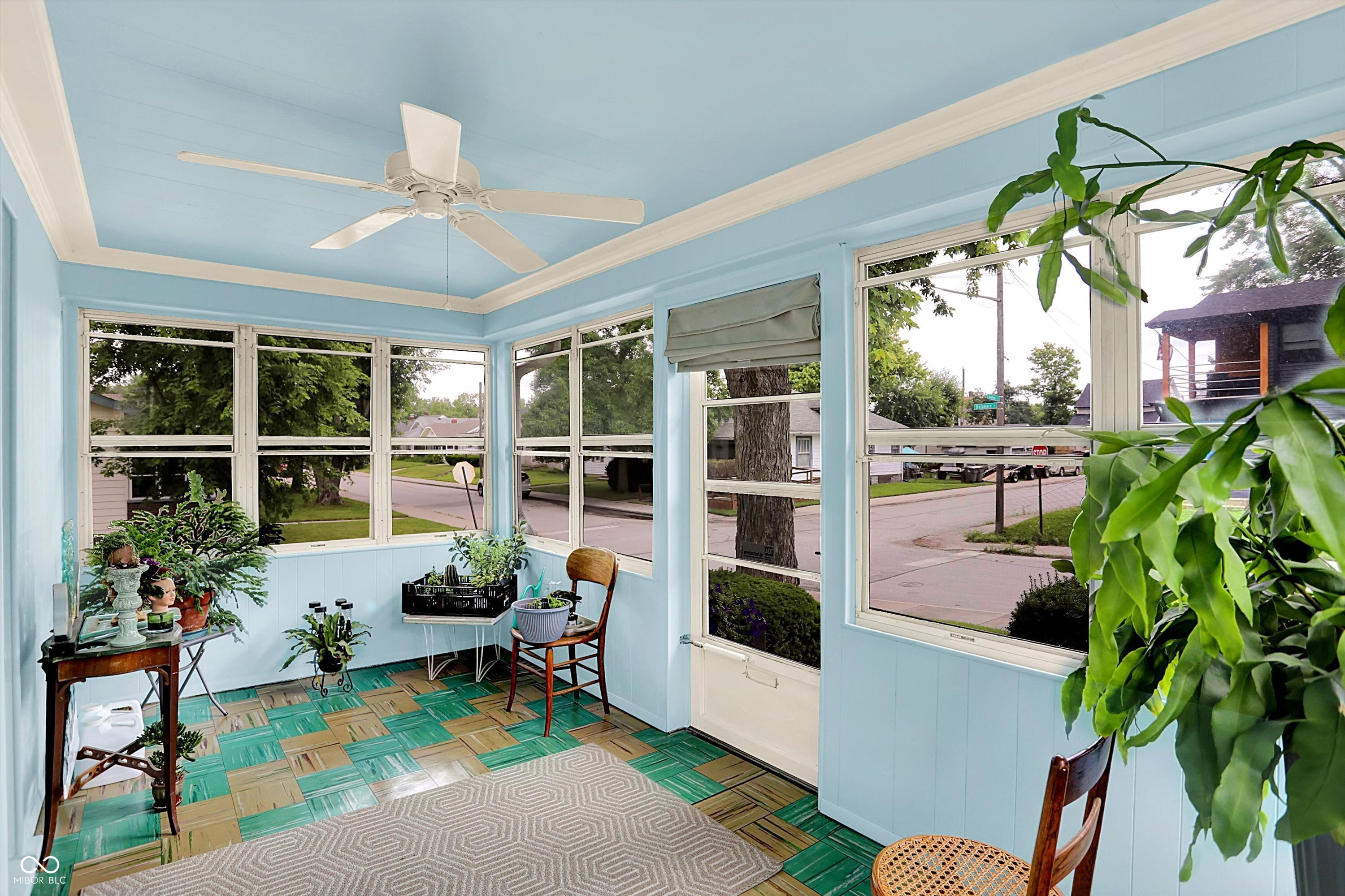 2502 S Delaware Street