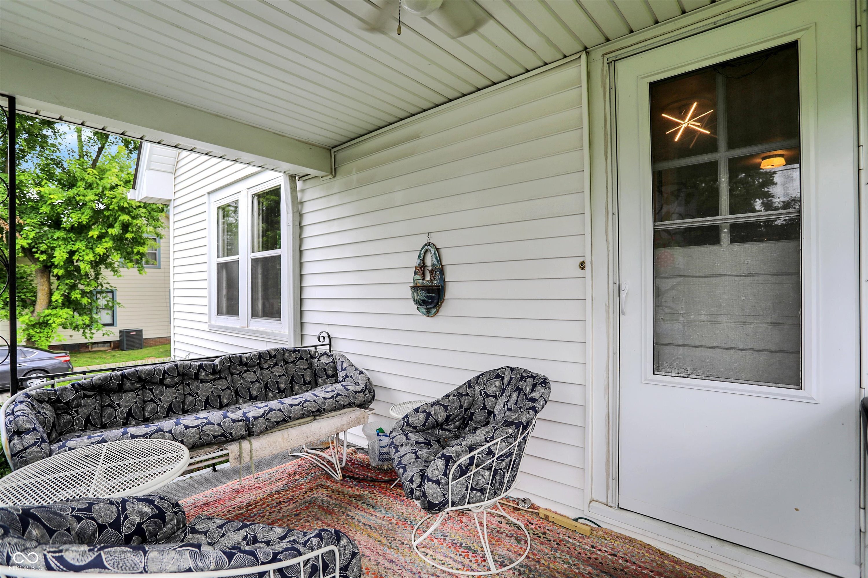 2502 S Delaware Street