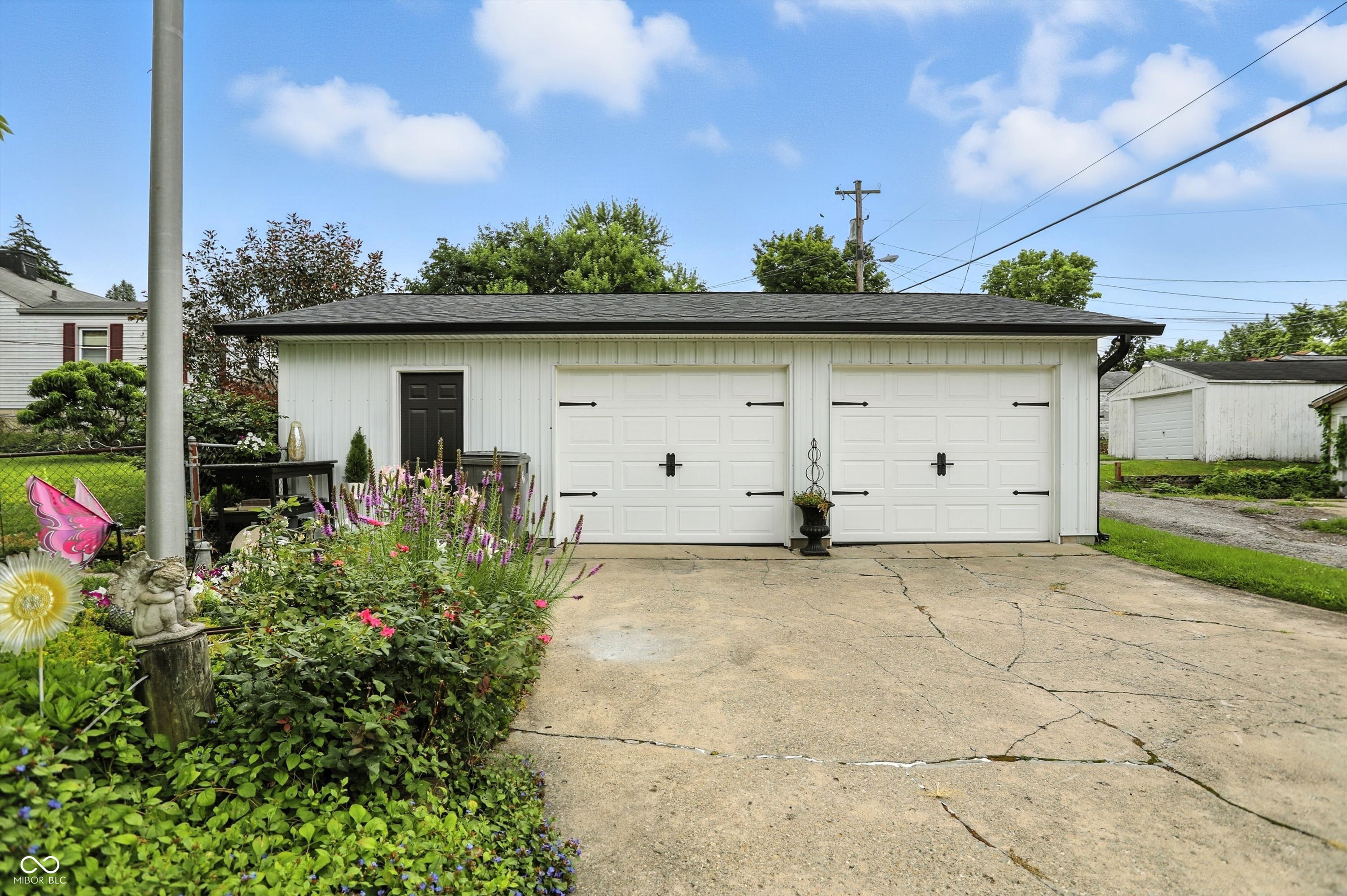 2502 S Delaware Street